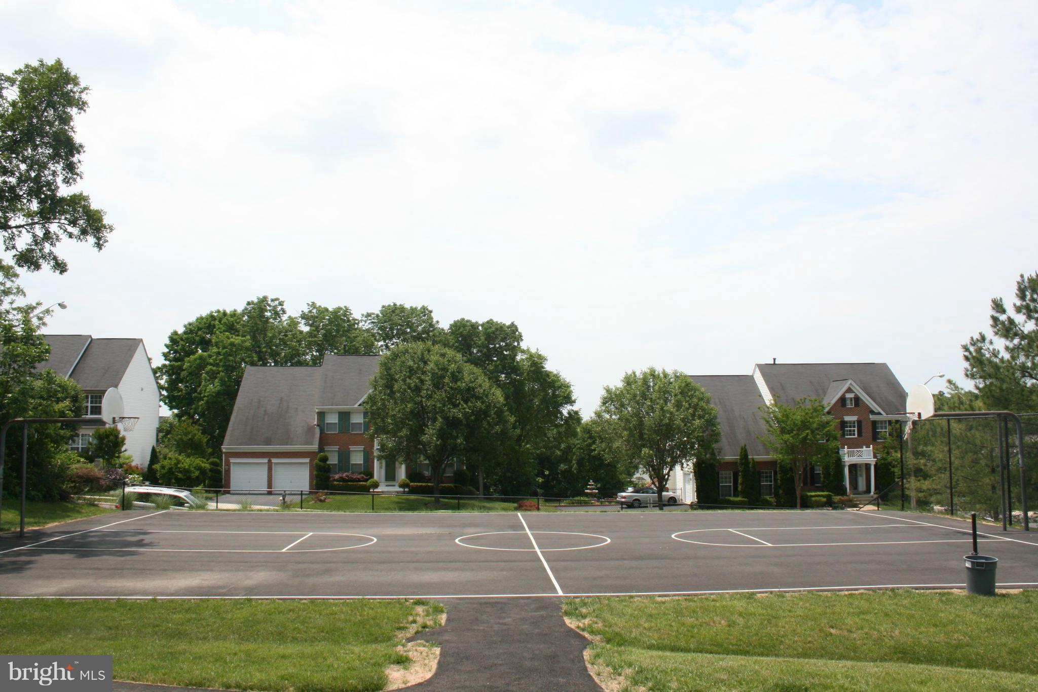 COMPTON VILLAGE - Residential