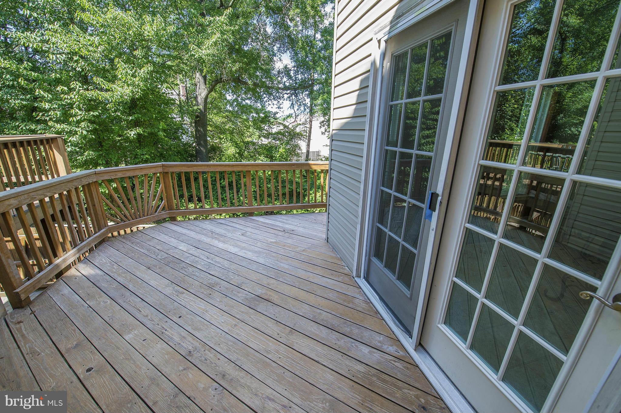 COMPTON VILLAGE - Residential