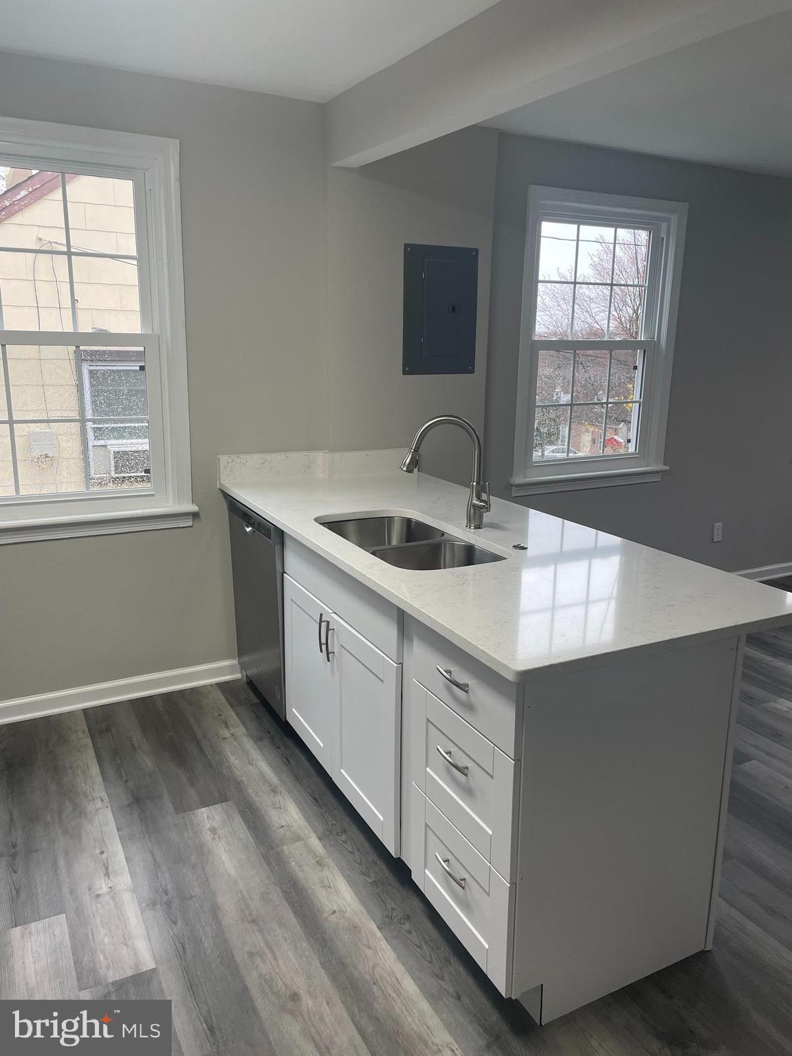 QUEENS CHAPEL MANOR - Residential