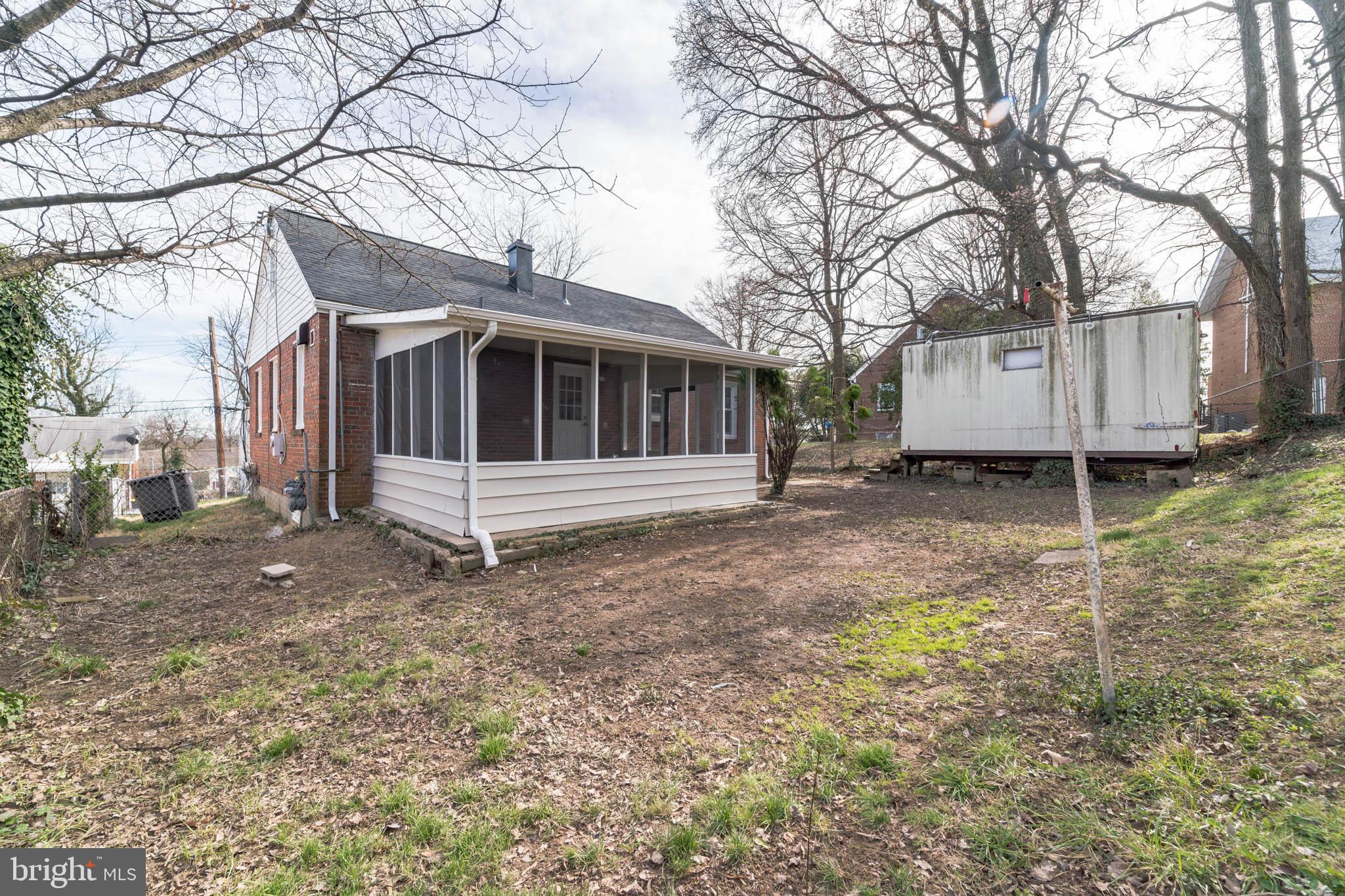 QUEENS CHAPEL MANOR - Residential