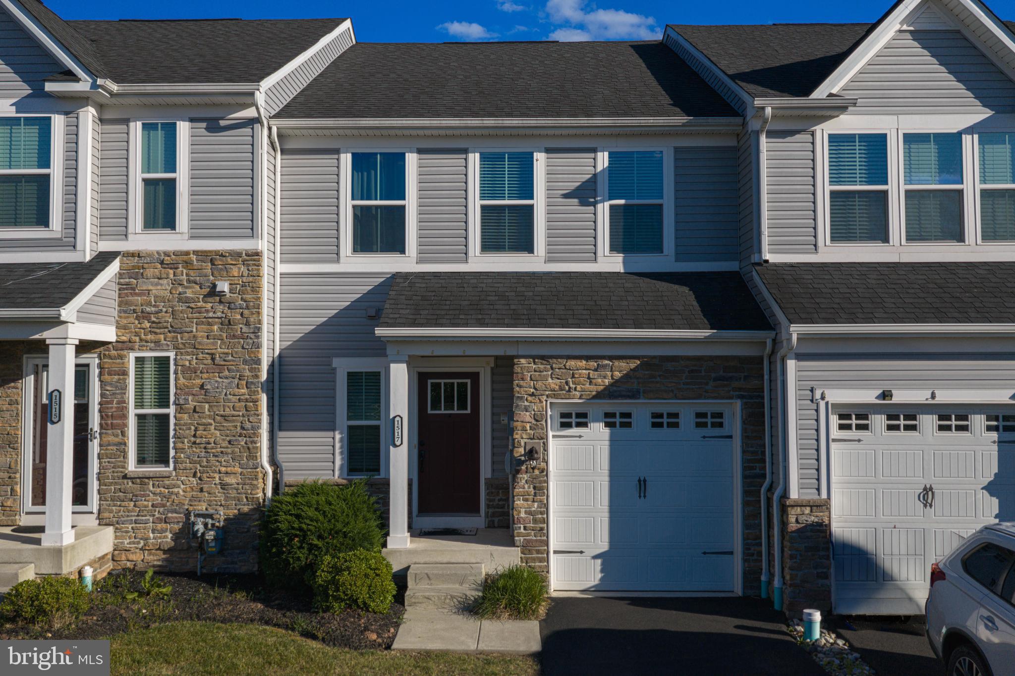 1517 EMILY COURT