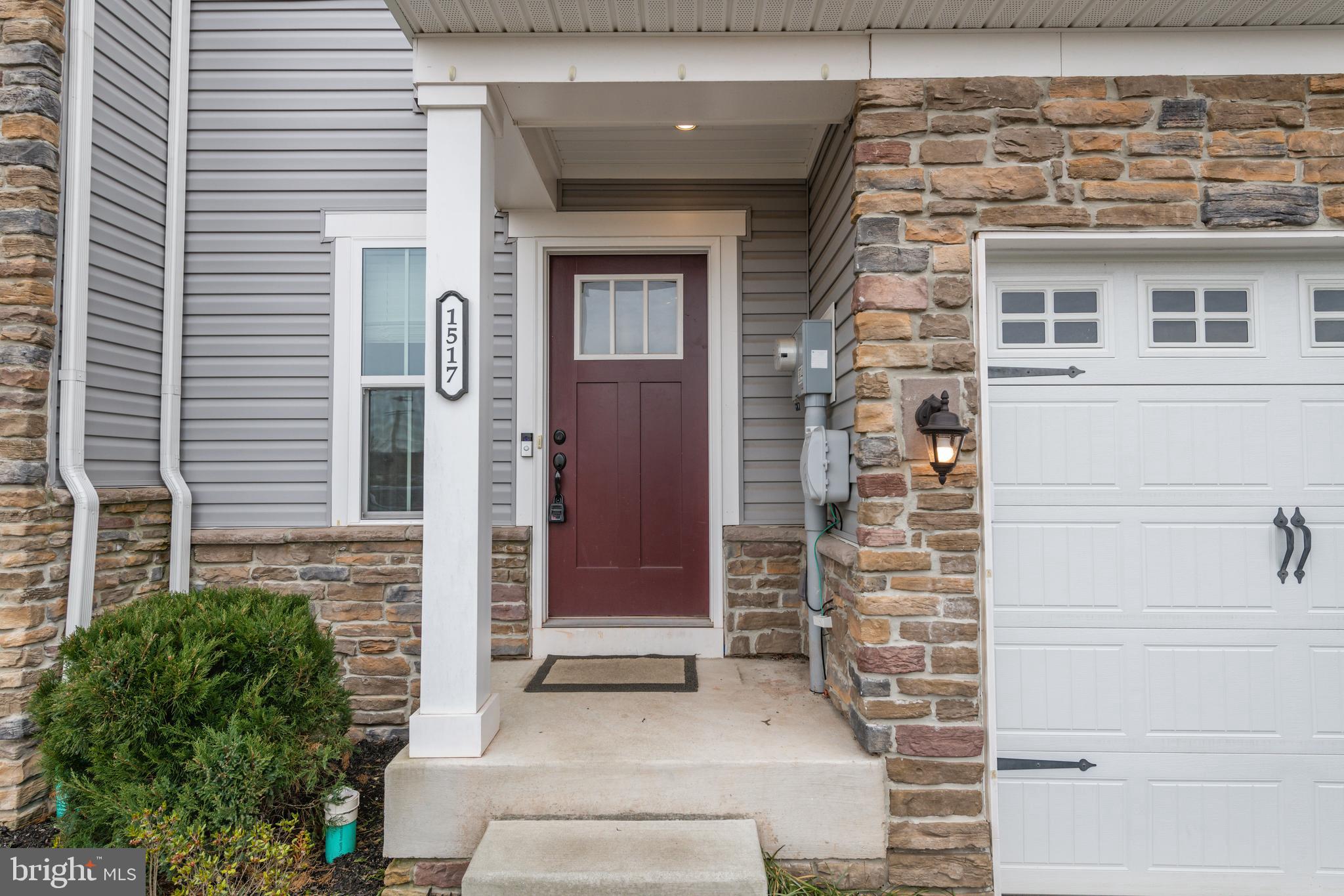 1517 EMILY COURT