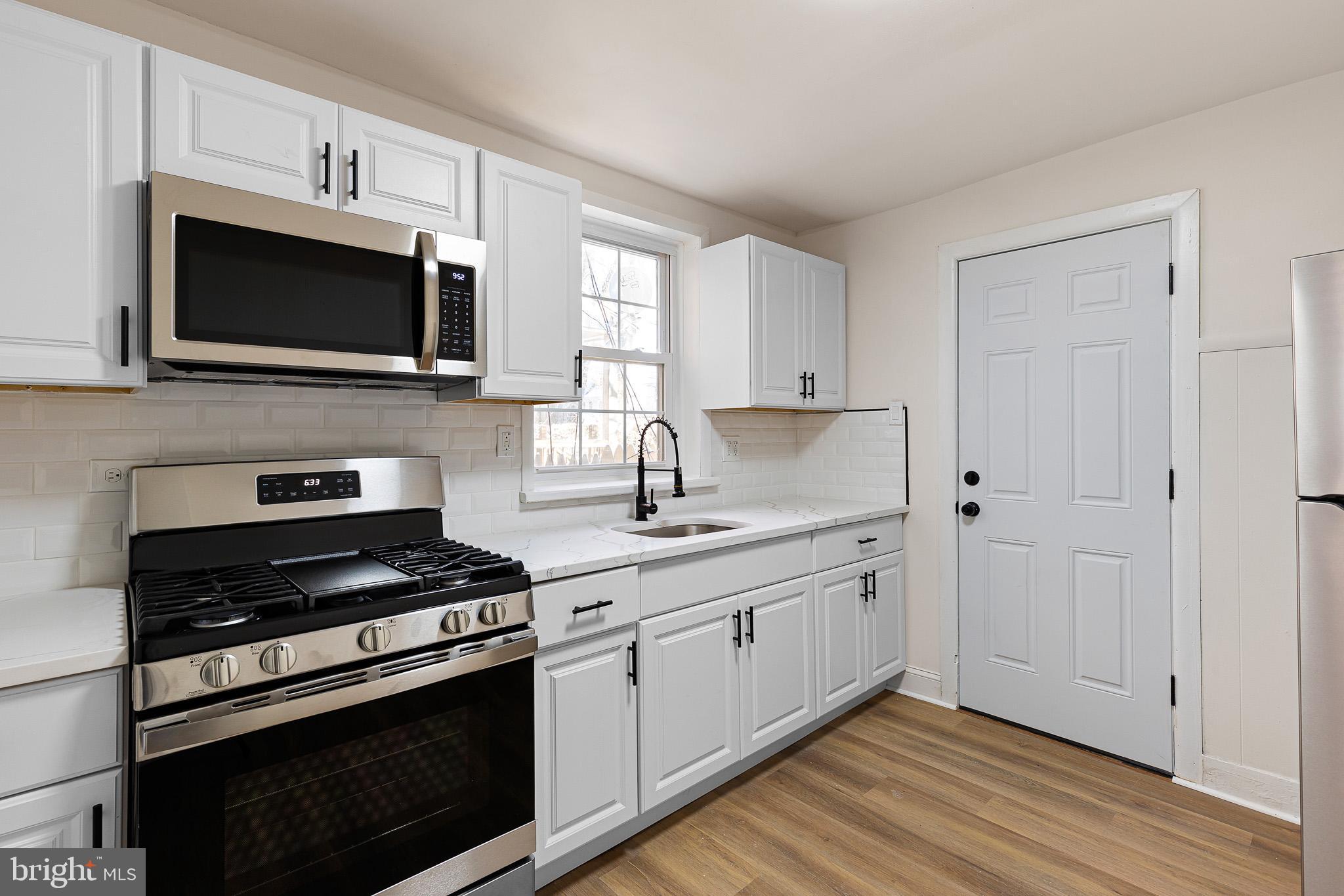 KNOLLWOOD - Residential