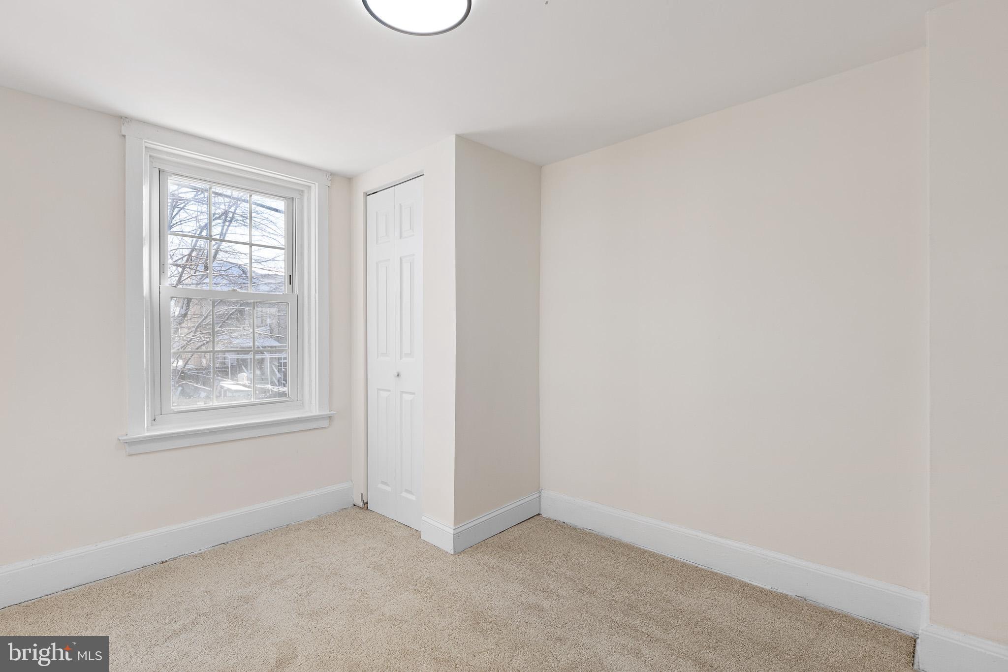 KNOLLWOOD - Residential