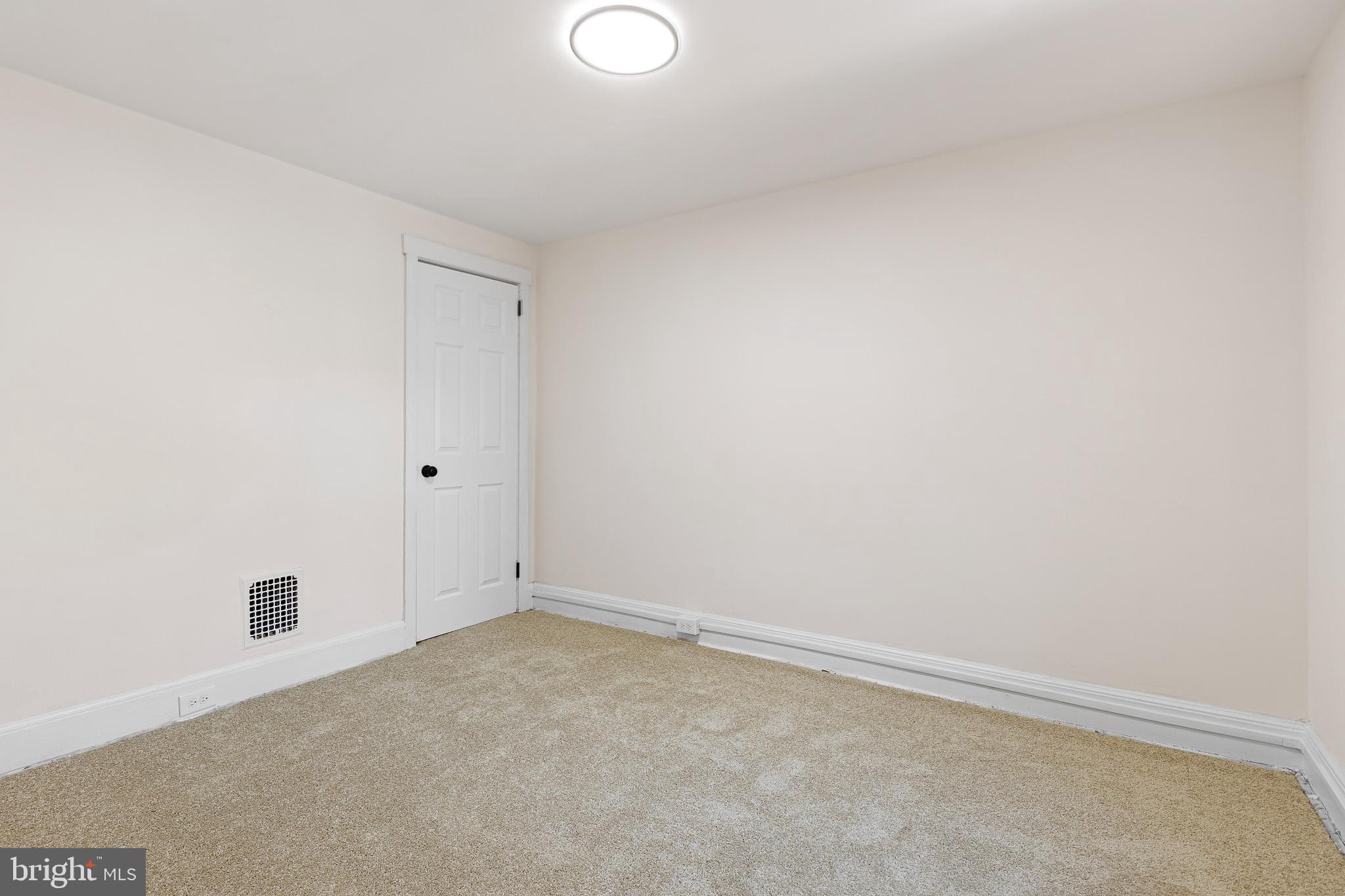 KNOLLWOOD - Residential