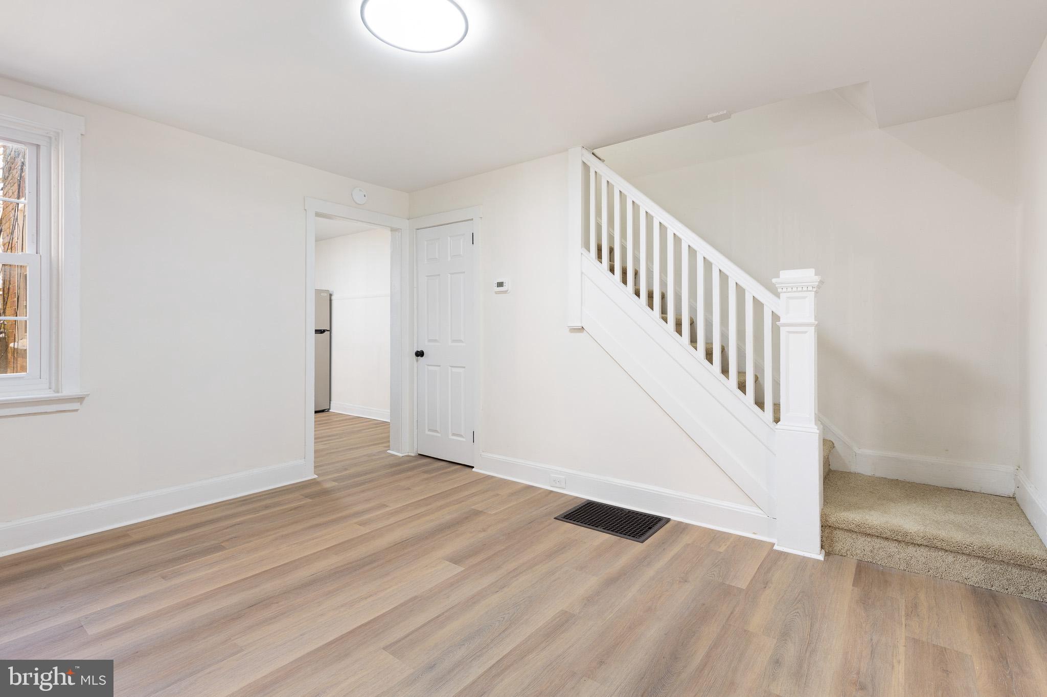 KNOLLWOOD - Residential