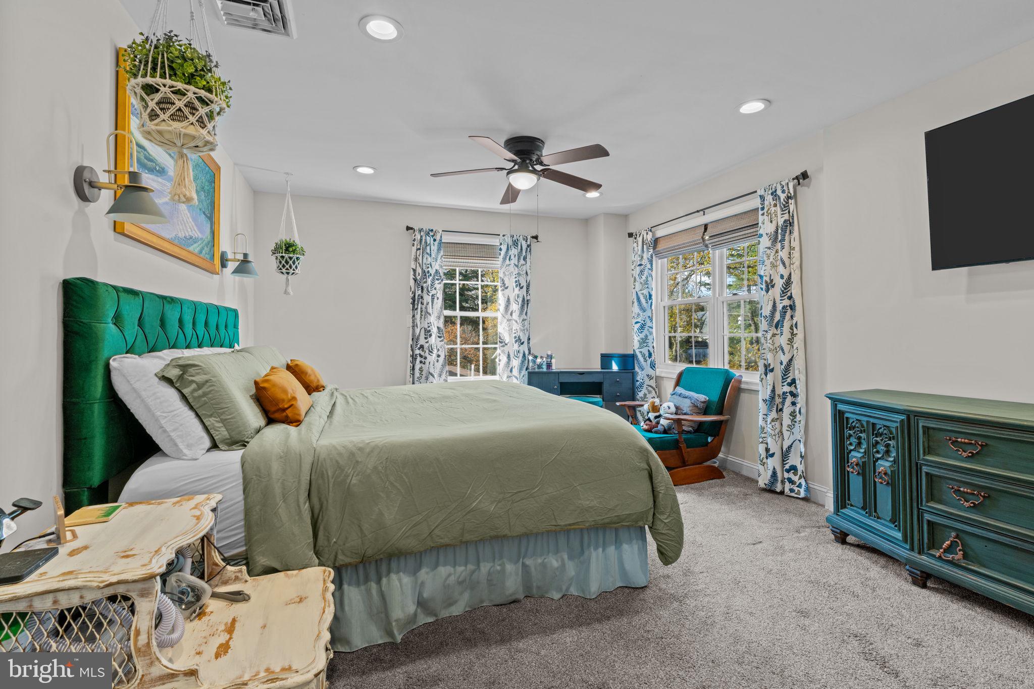 CAPITOL VIEW - Residential