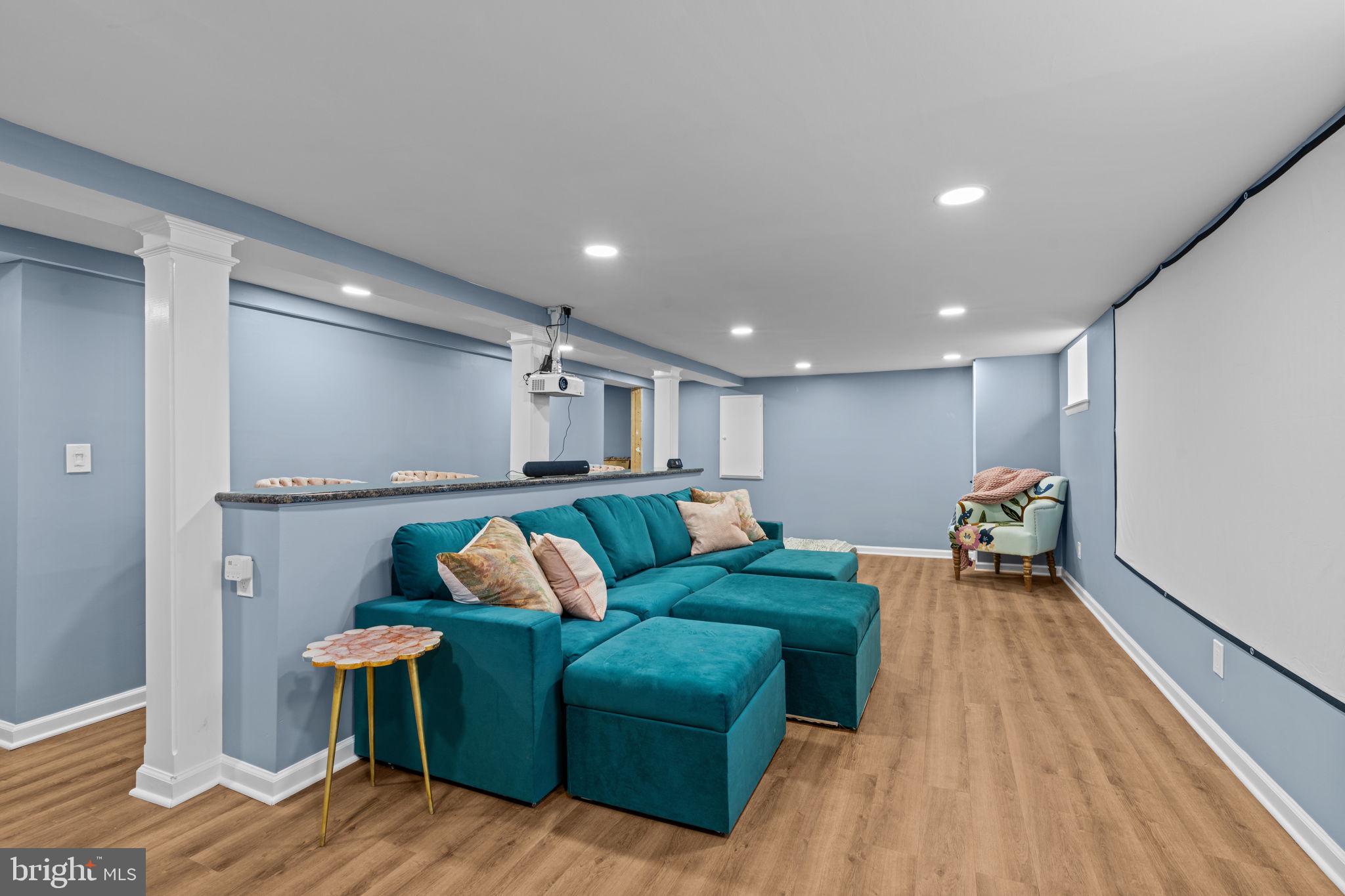 CAPITOL VIEW - Residential