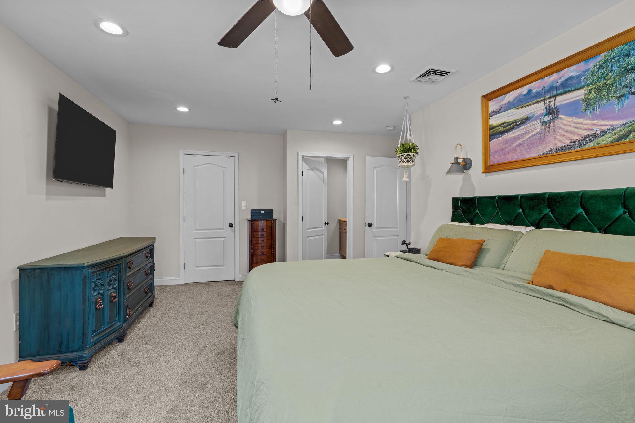 CAPITOL VIEW - Residential