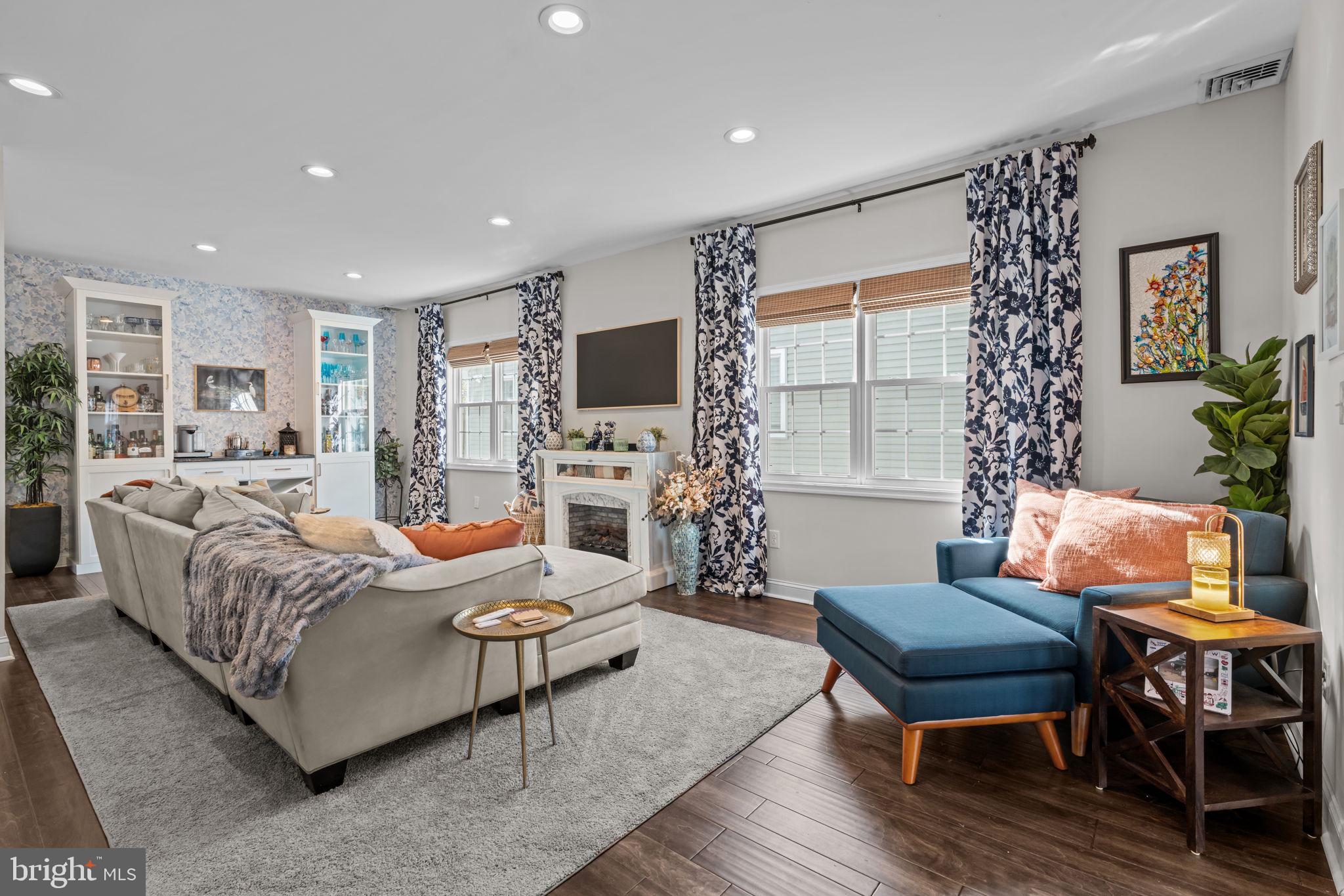 CAPITOL VIEW - Residential