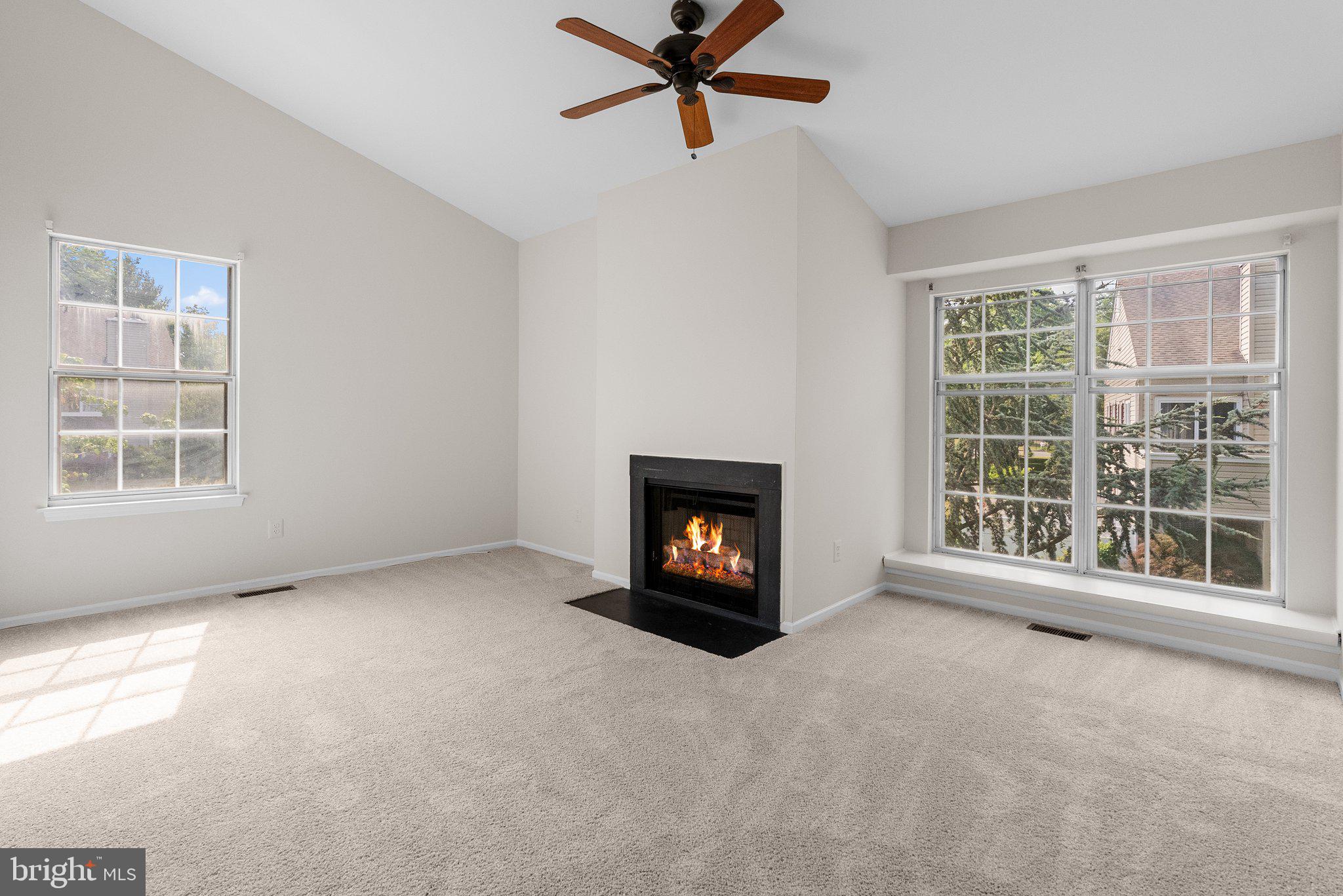 YORKSHIRE MDWS - Residential