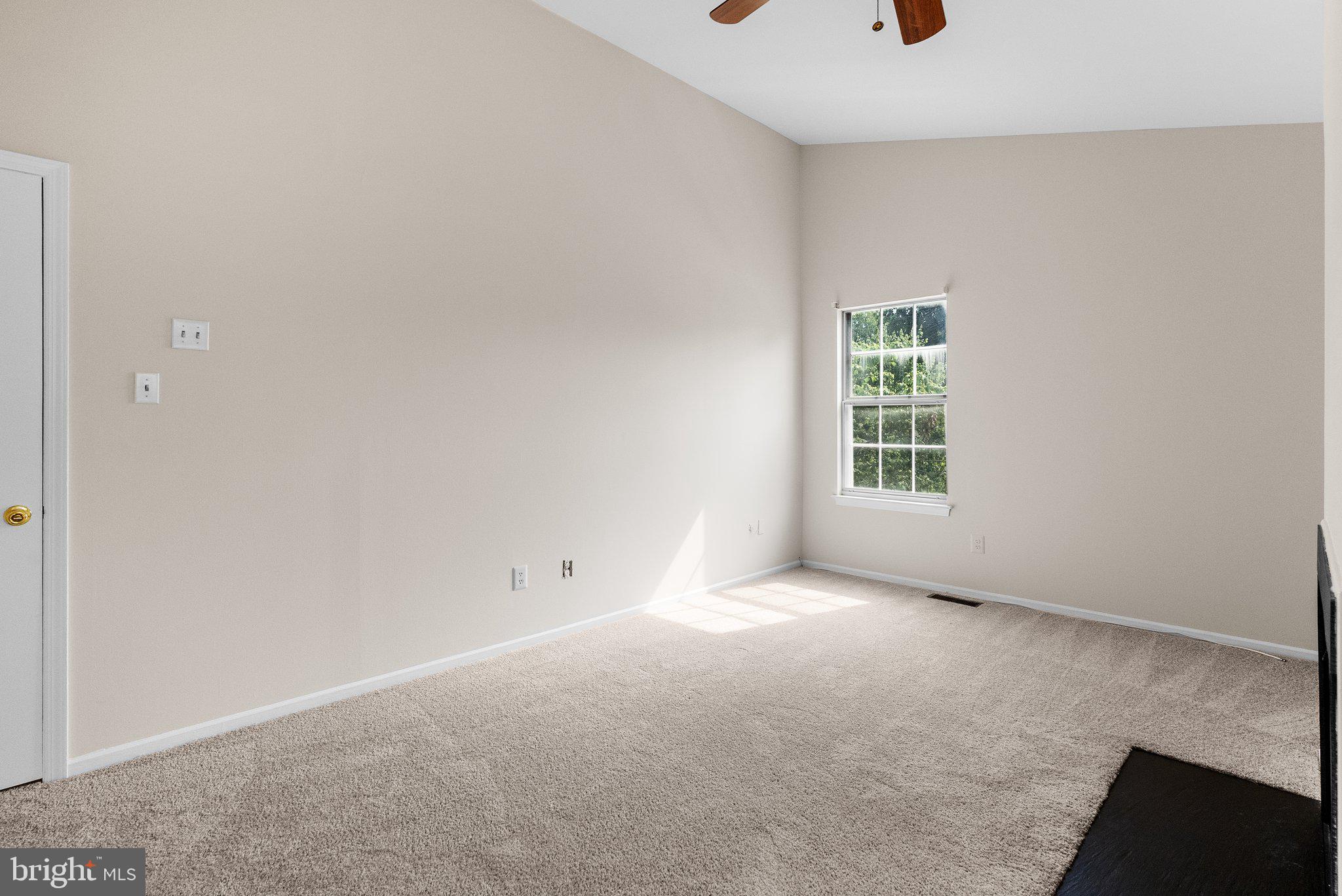 YORKSHIRE MDWS - Residential