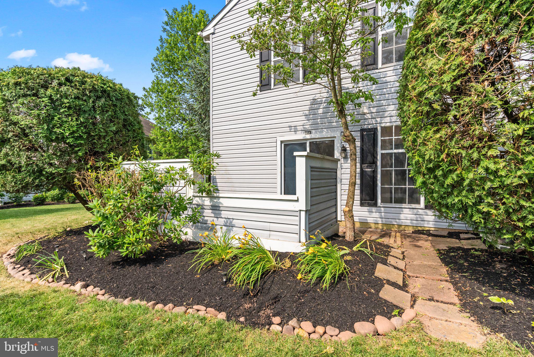 YORKSHIRE MDWS - Residential