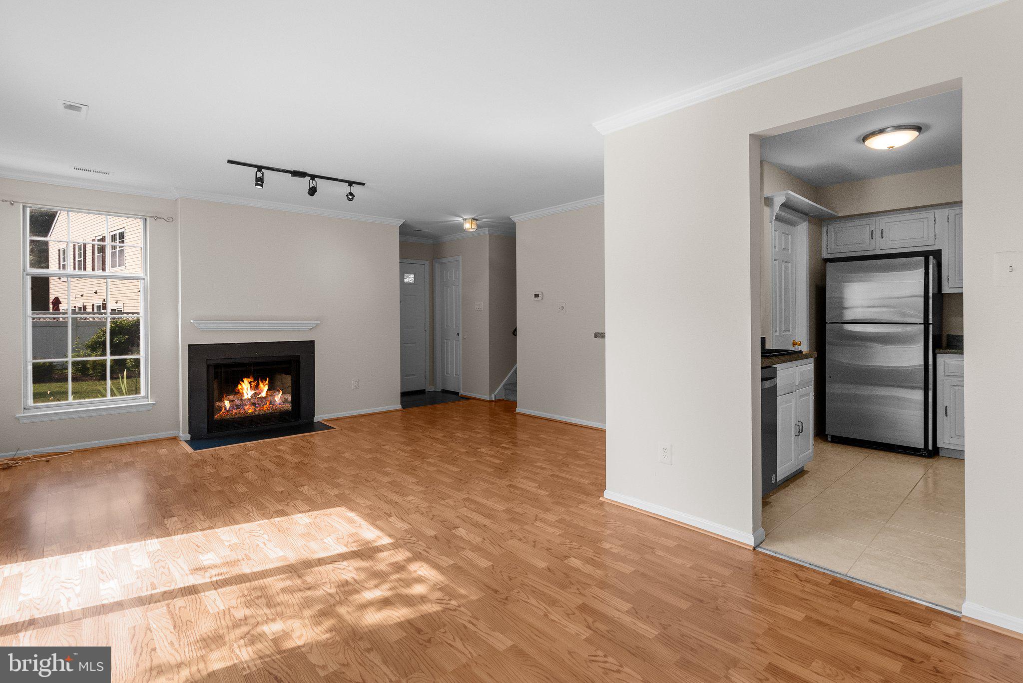 YORKSHIRE MDWS - Residential