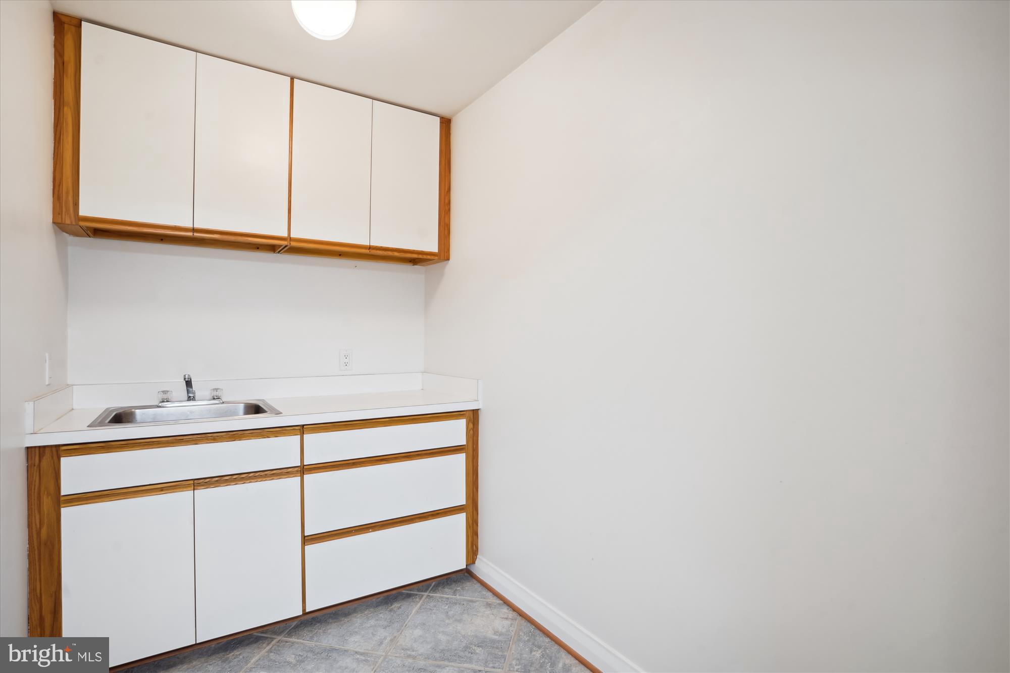 DEERFIELD POND - Residential