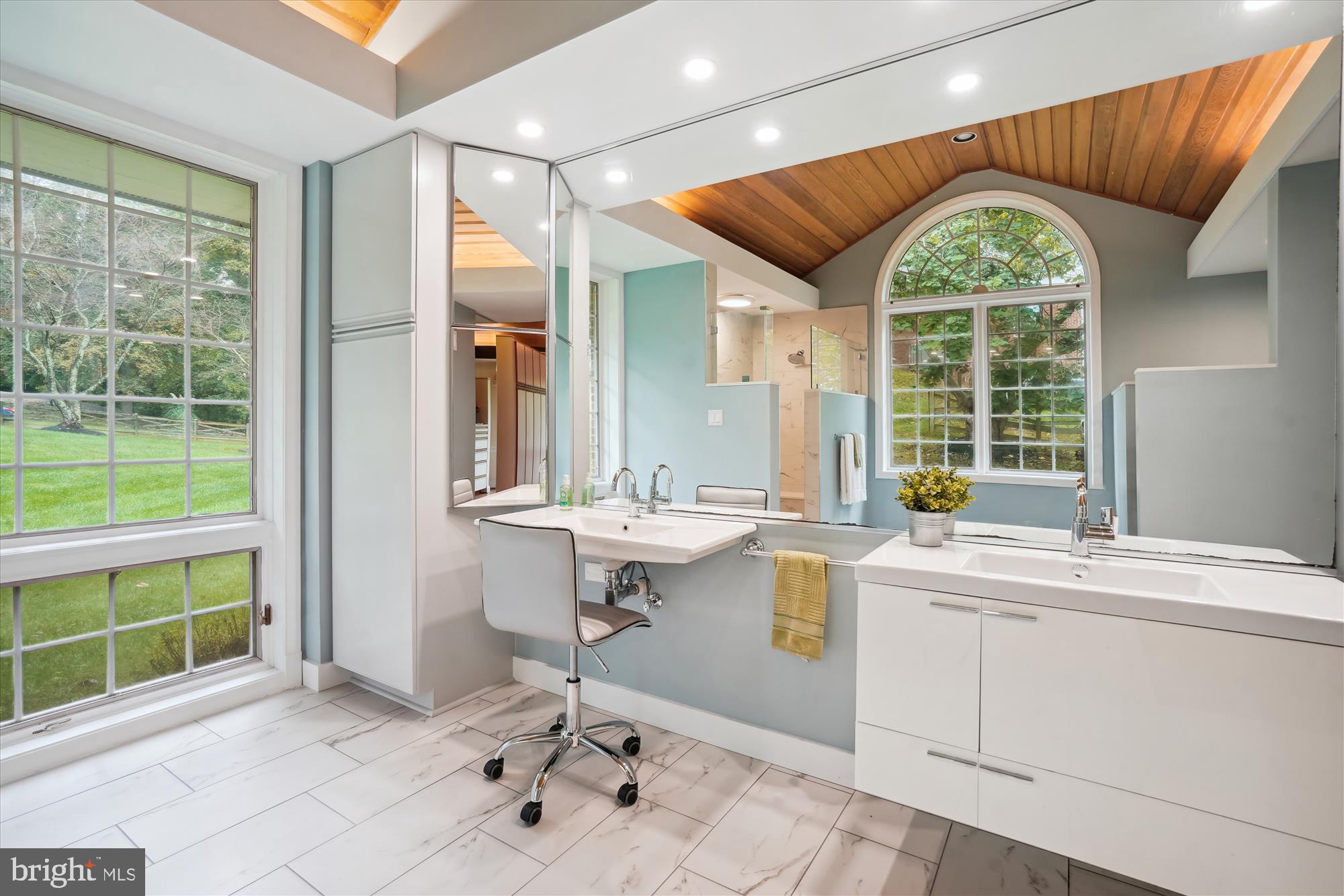 DEERFIELD POND - Residential