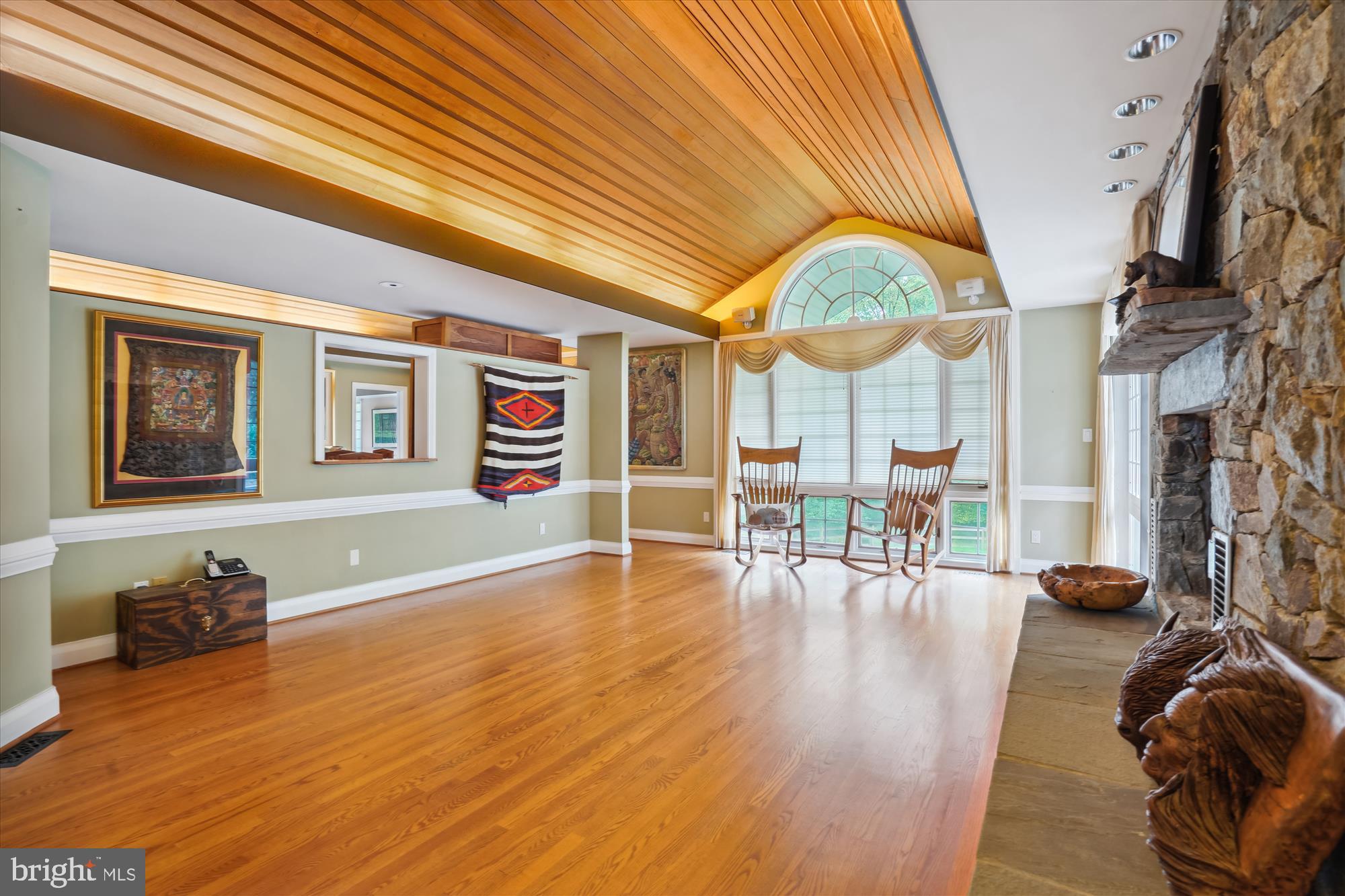 DEERFIELD POND - Residential