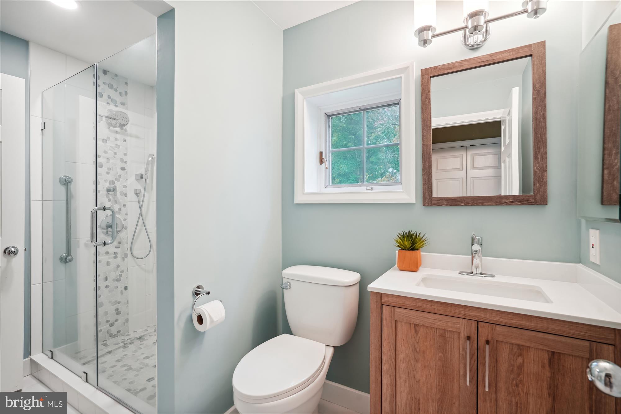 DEERFIELD POND - Residential