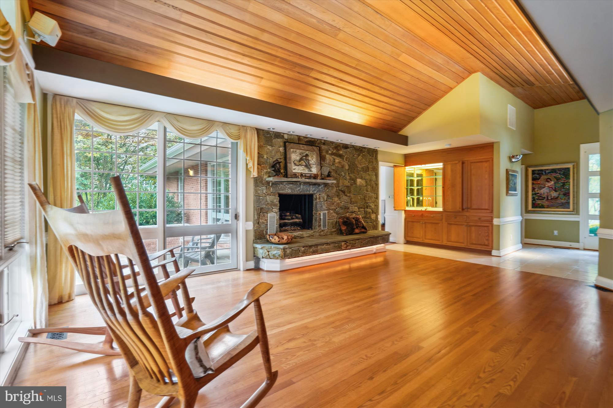 DEERFIELD POND - Residential