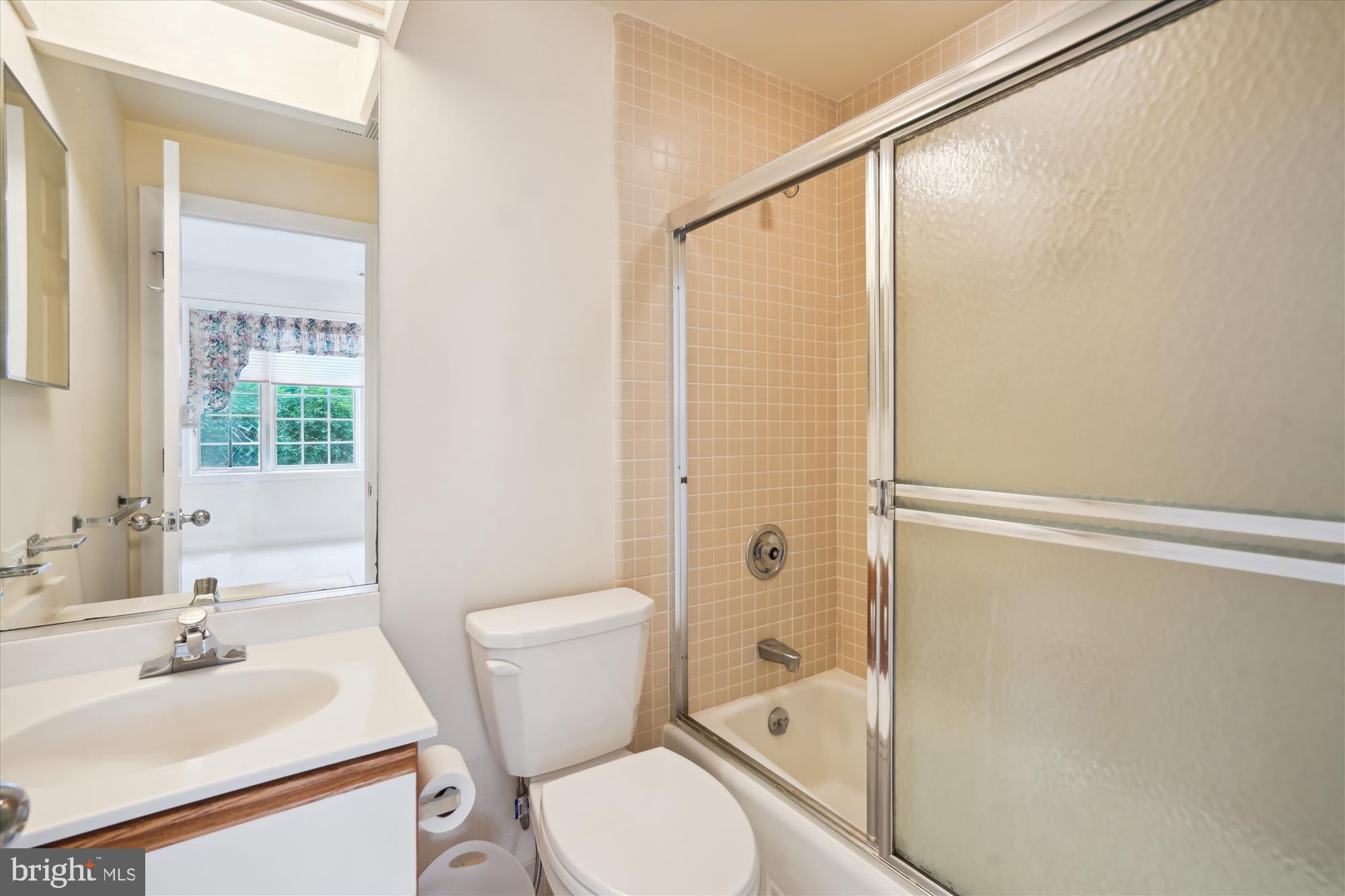 DEERFIELD POND - Residential