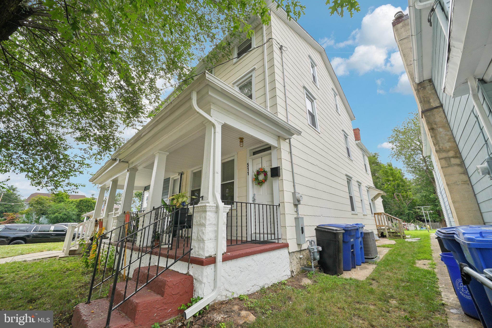 511 WARREN STREET