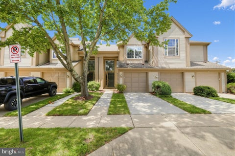 Townhouse For Rent - 20030 Gateshead Circle #113<br/> GERMANTOWN, MD 20876