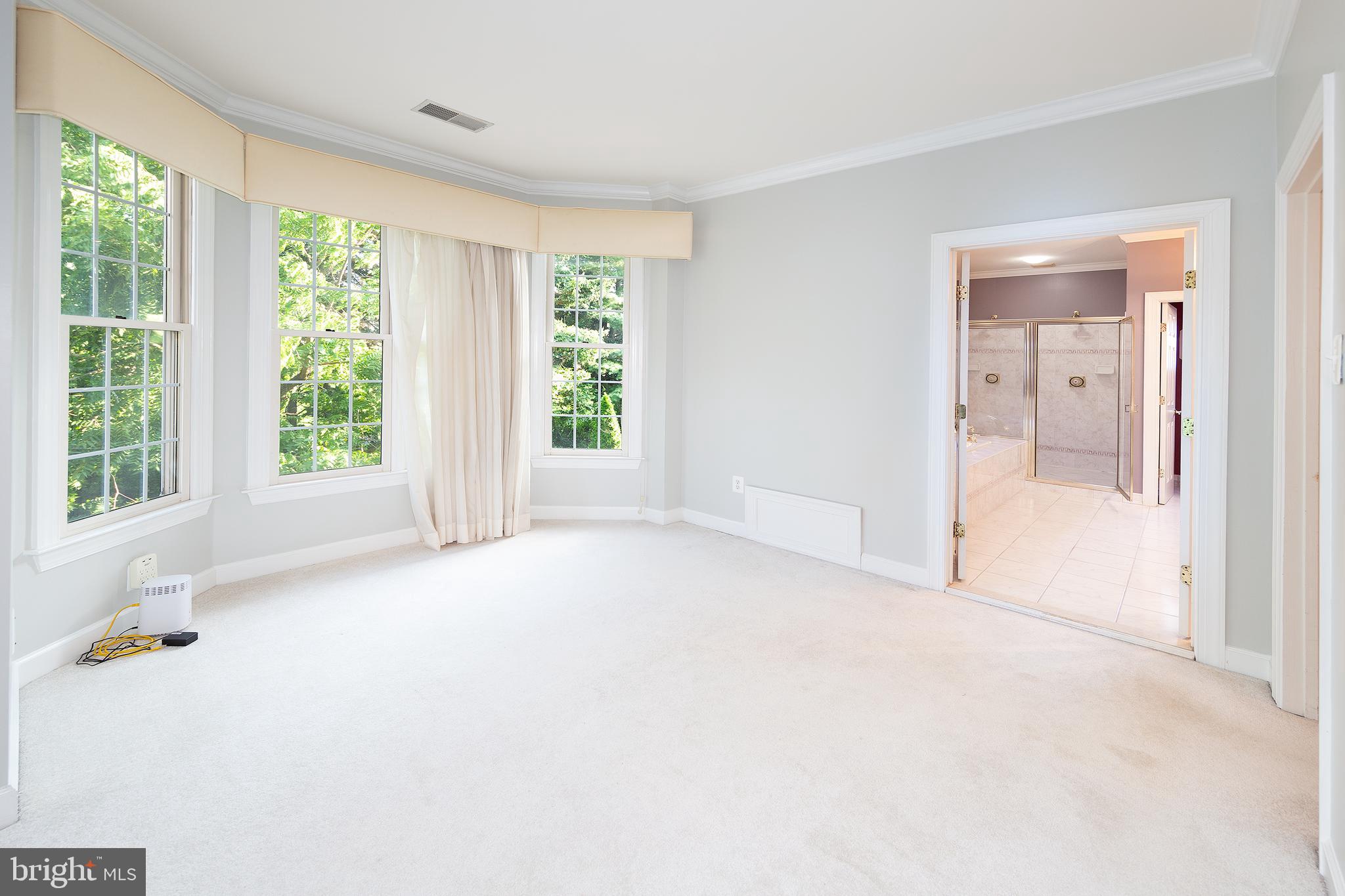 LAMBIANCE OF MCLEAN - Residential