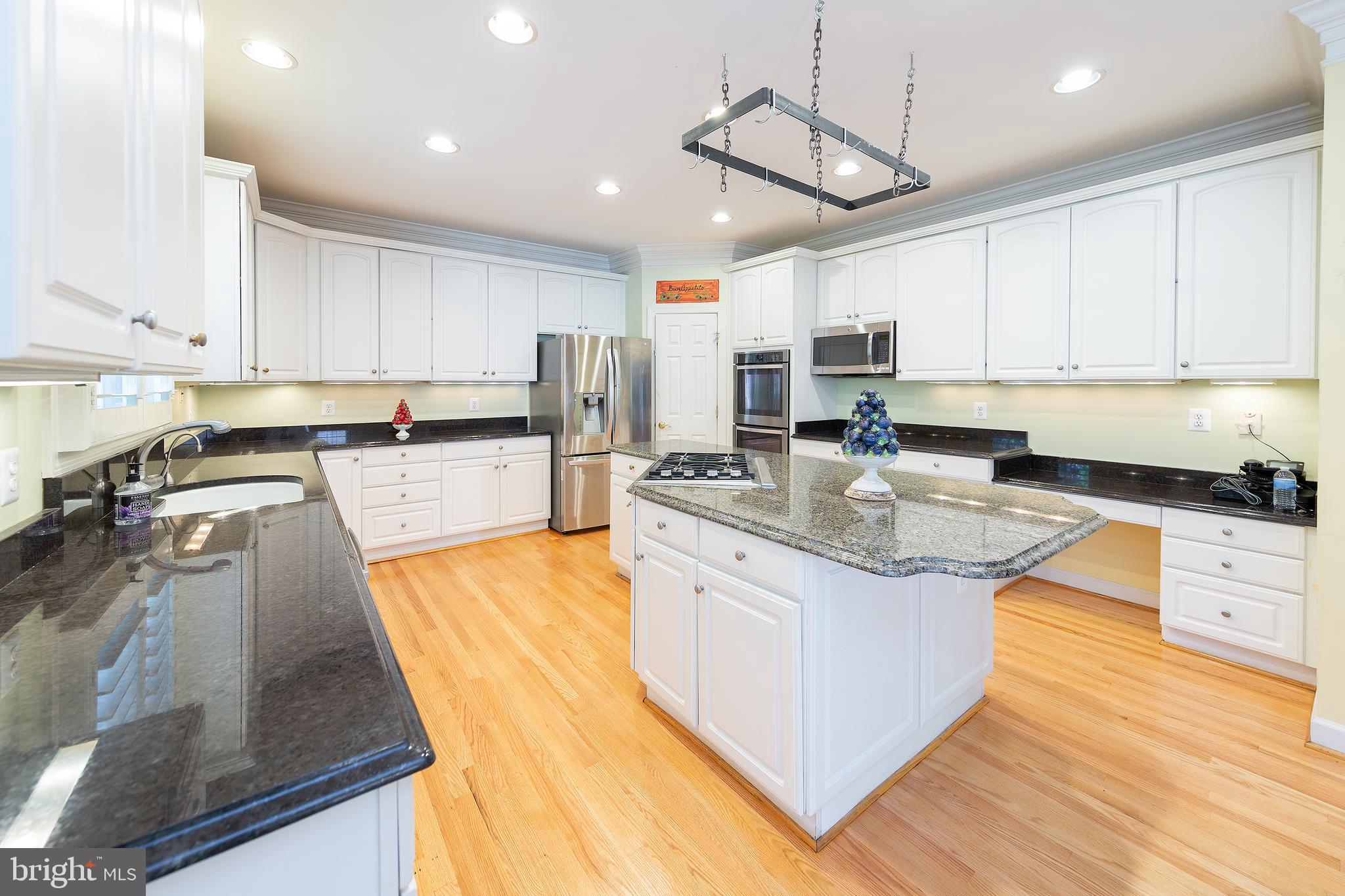 LAMBIANCE OF MCLEAN - Residential