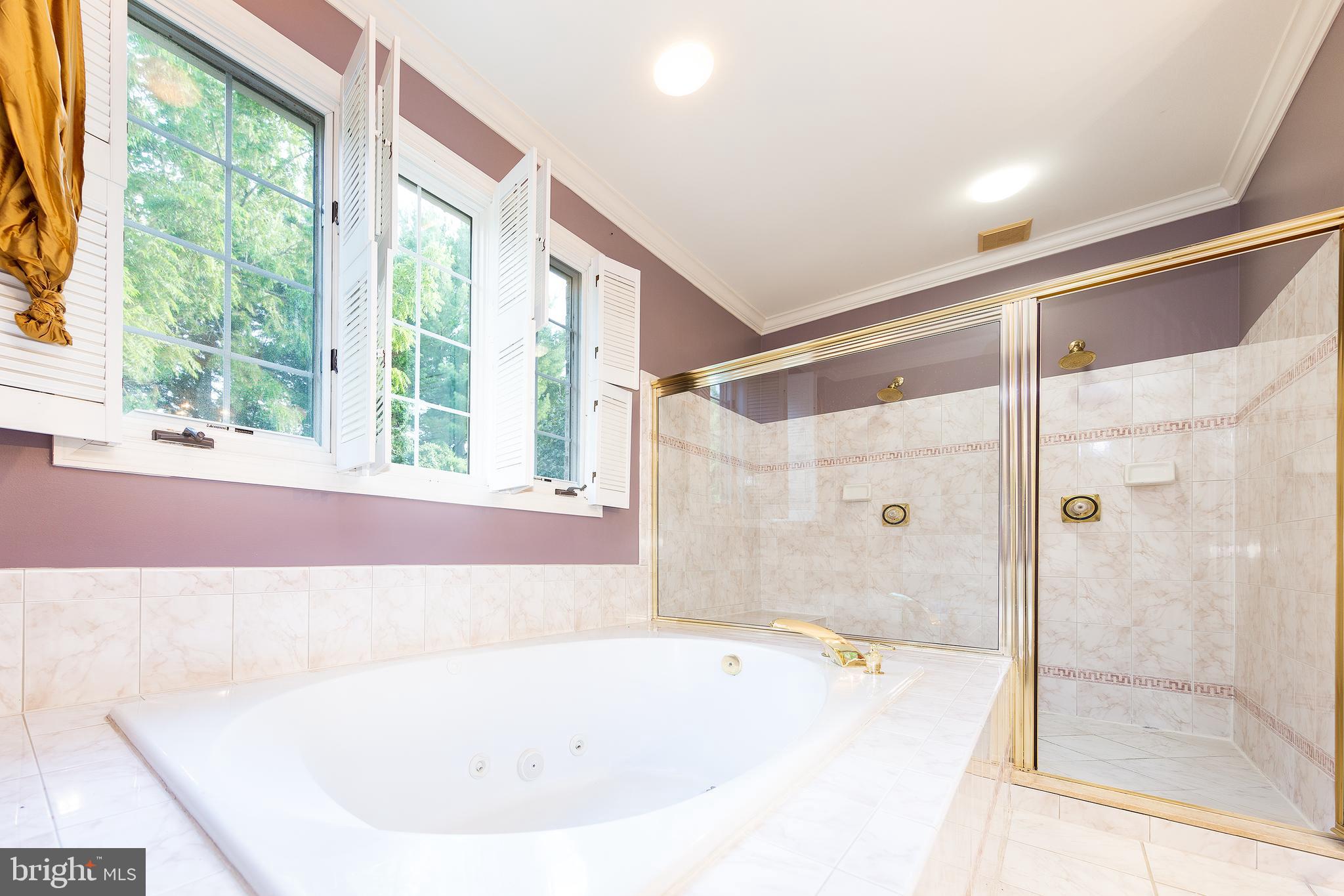 LAMBIANCE OF MCLEAN - Residential