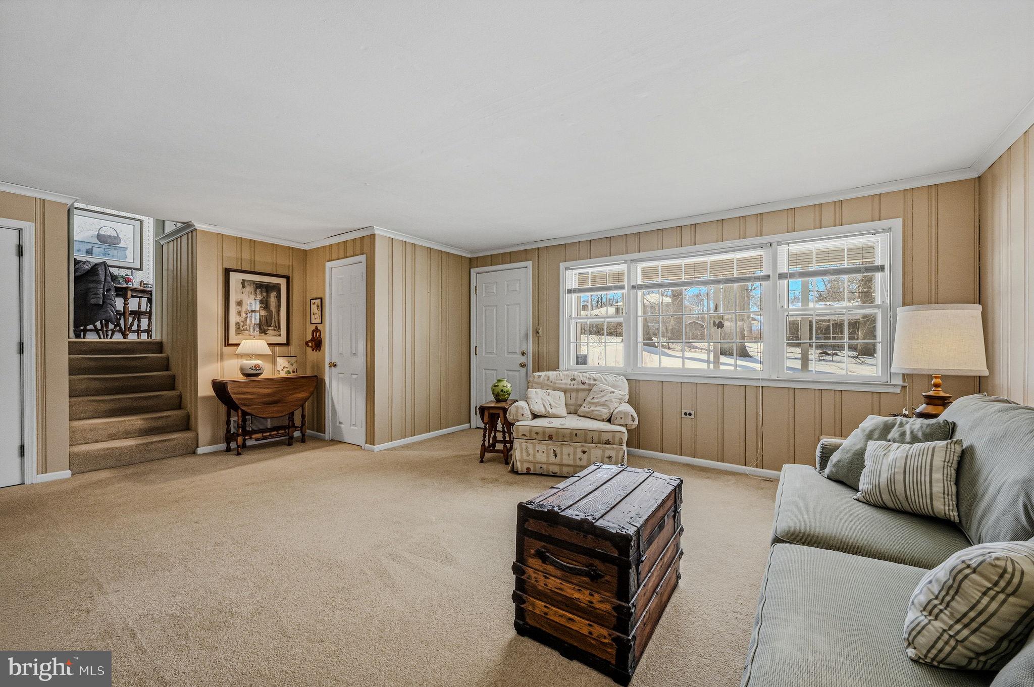 GRAYLYN CREST - Residential