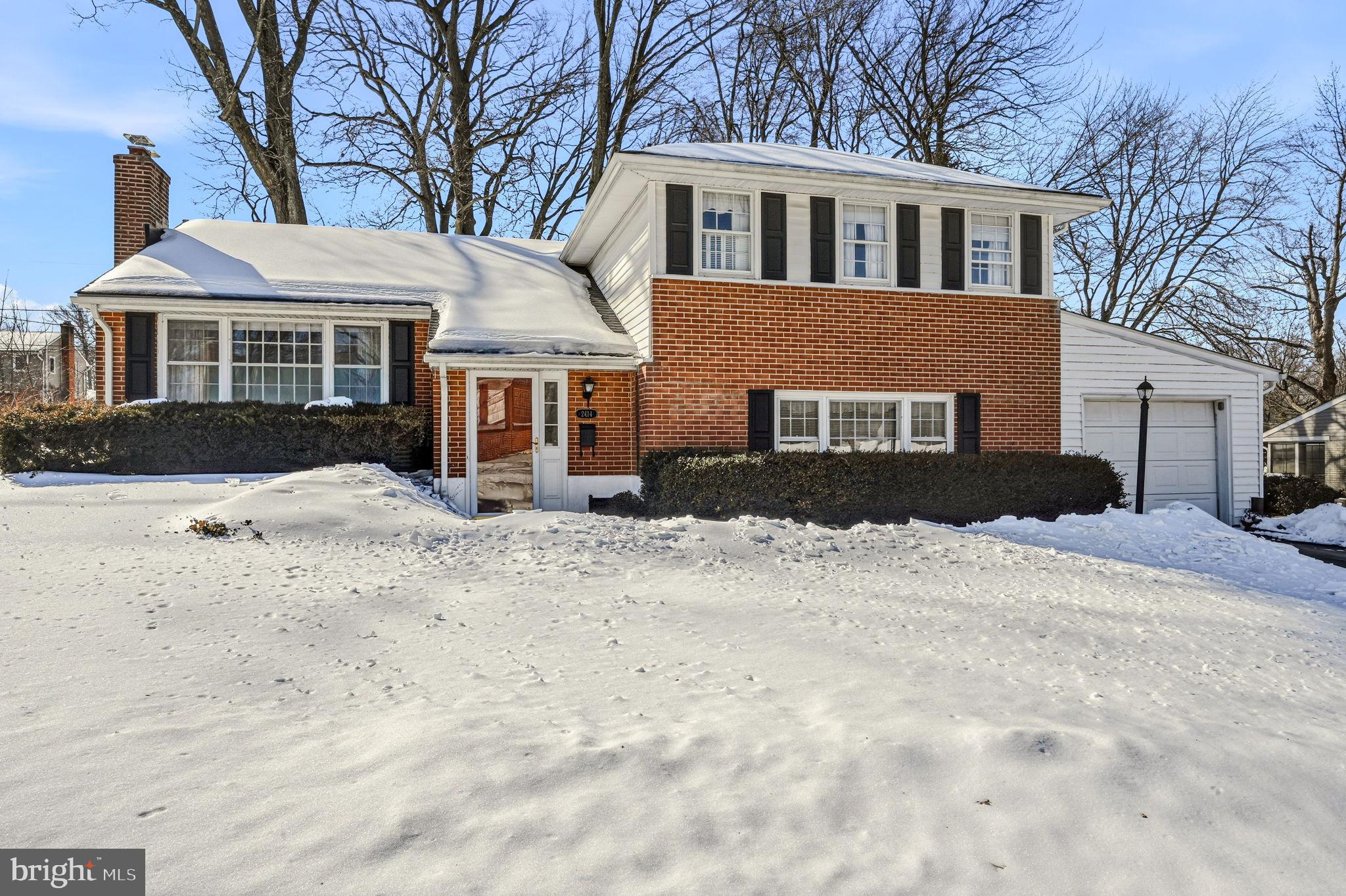 GRAYLYN CREST - Residential