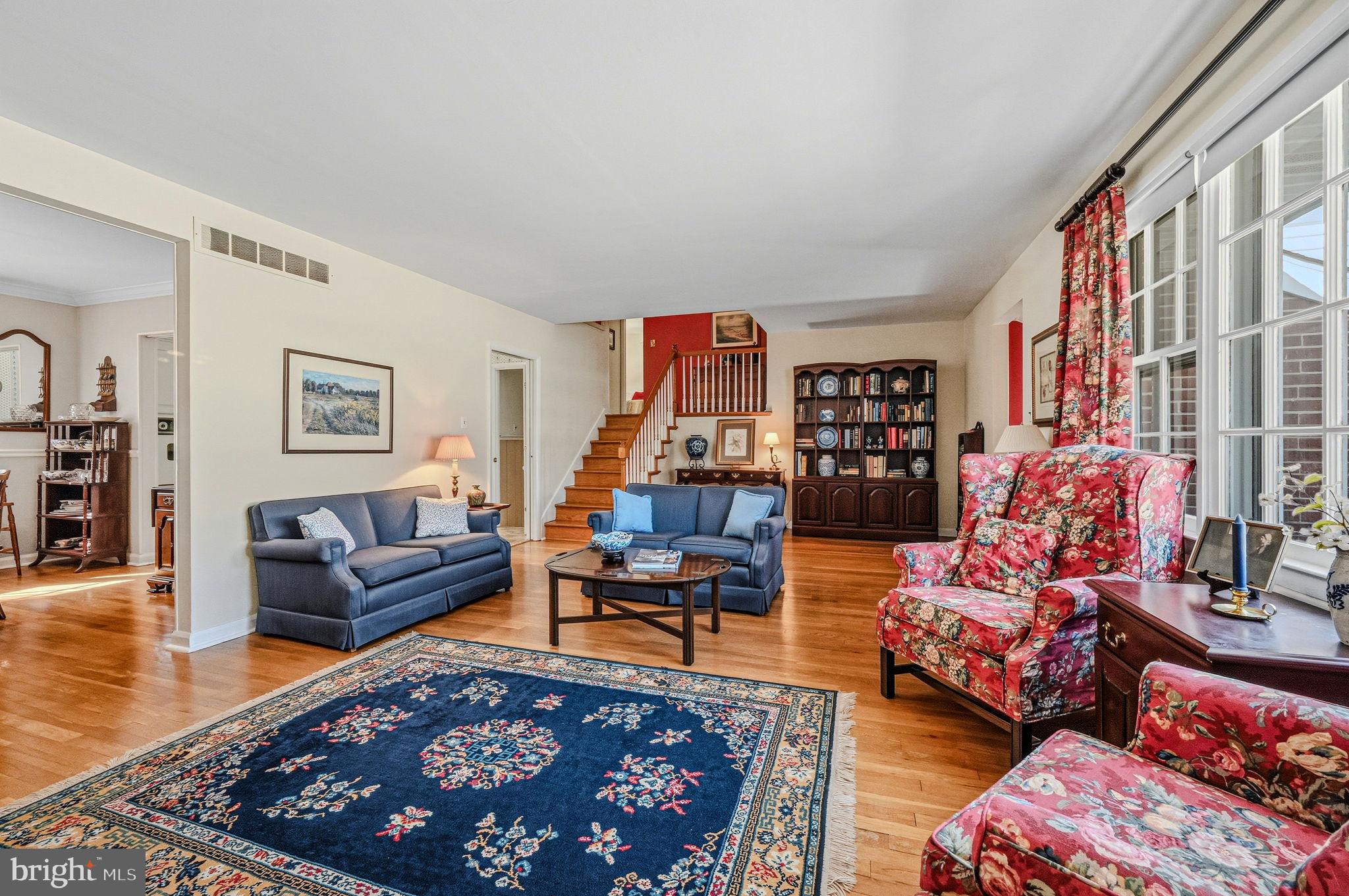 GRAYLYN CREST - Residential