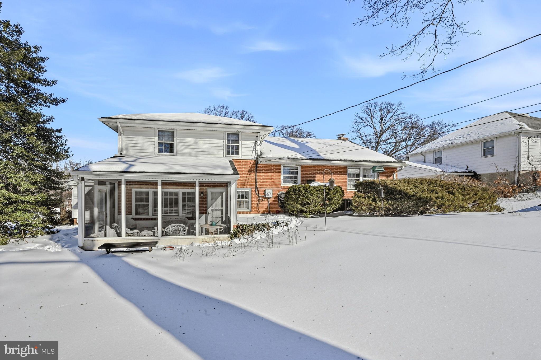 GRAYLYN CREST - Residential