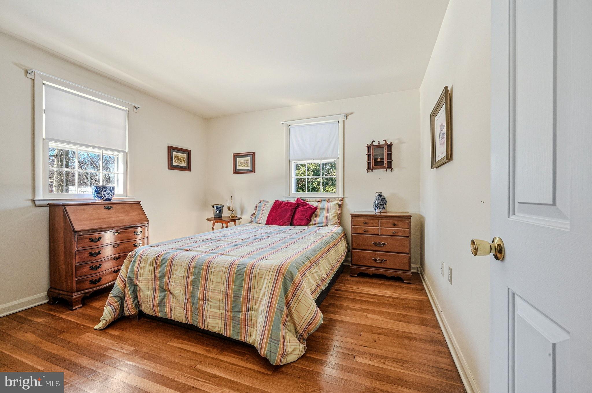 GRAYLYN CREST - Residential