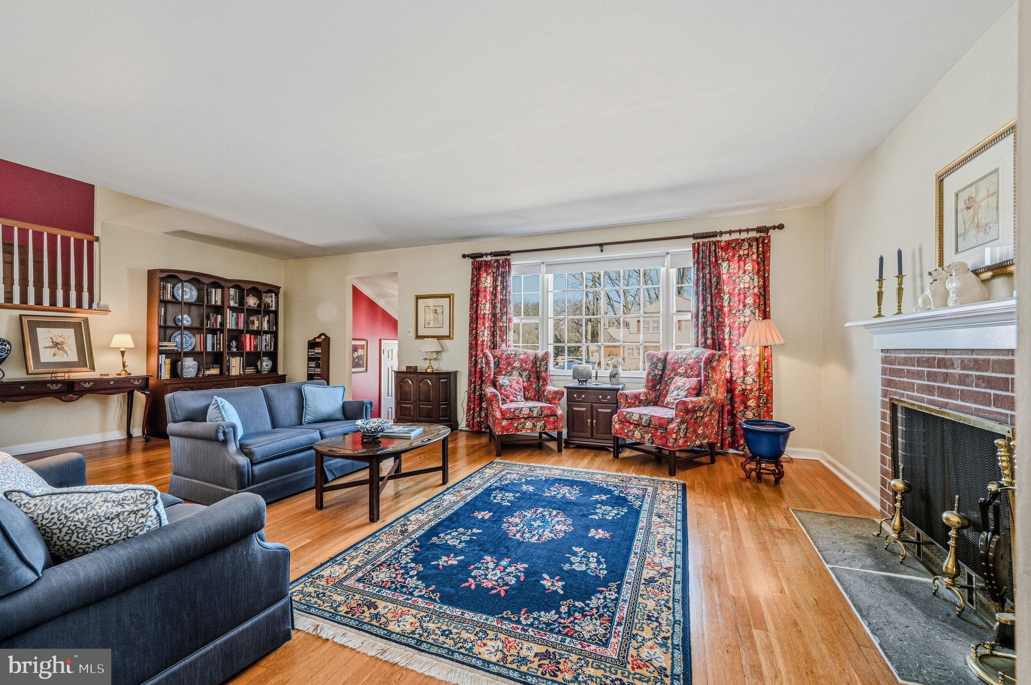 GRAYLYN CREST - Residential