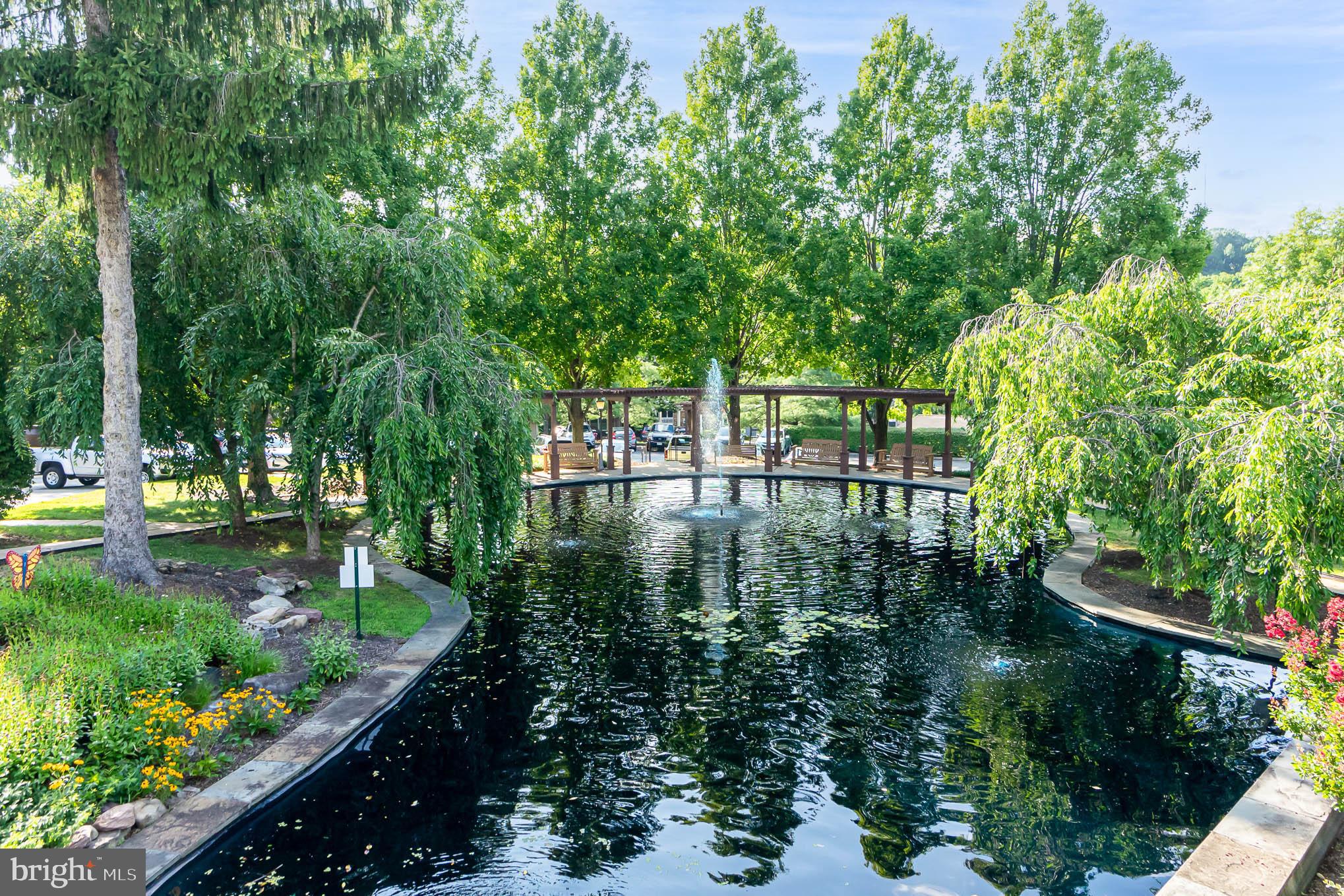 ENGLISH COUNTRY MANOR - Residential