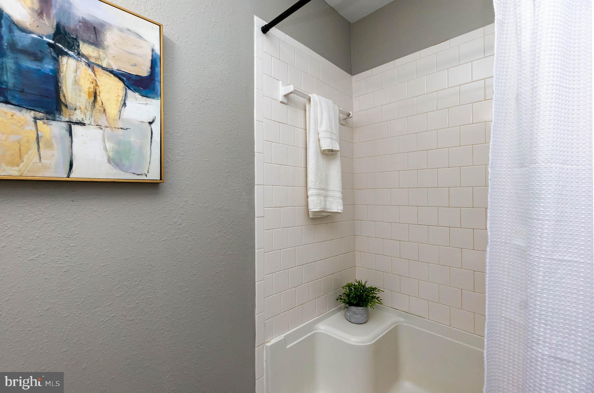 ENGLISH COUNTRY MANOR - Residential