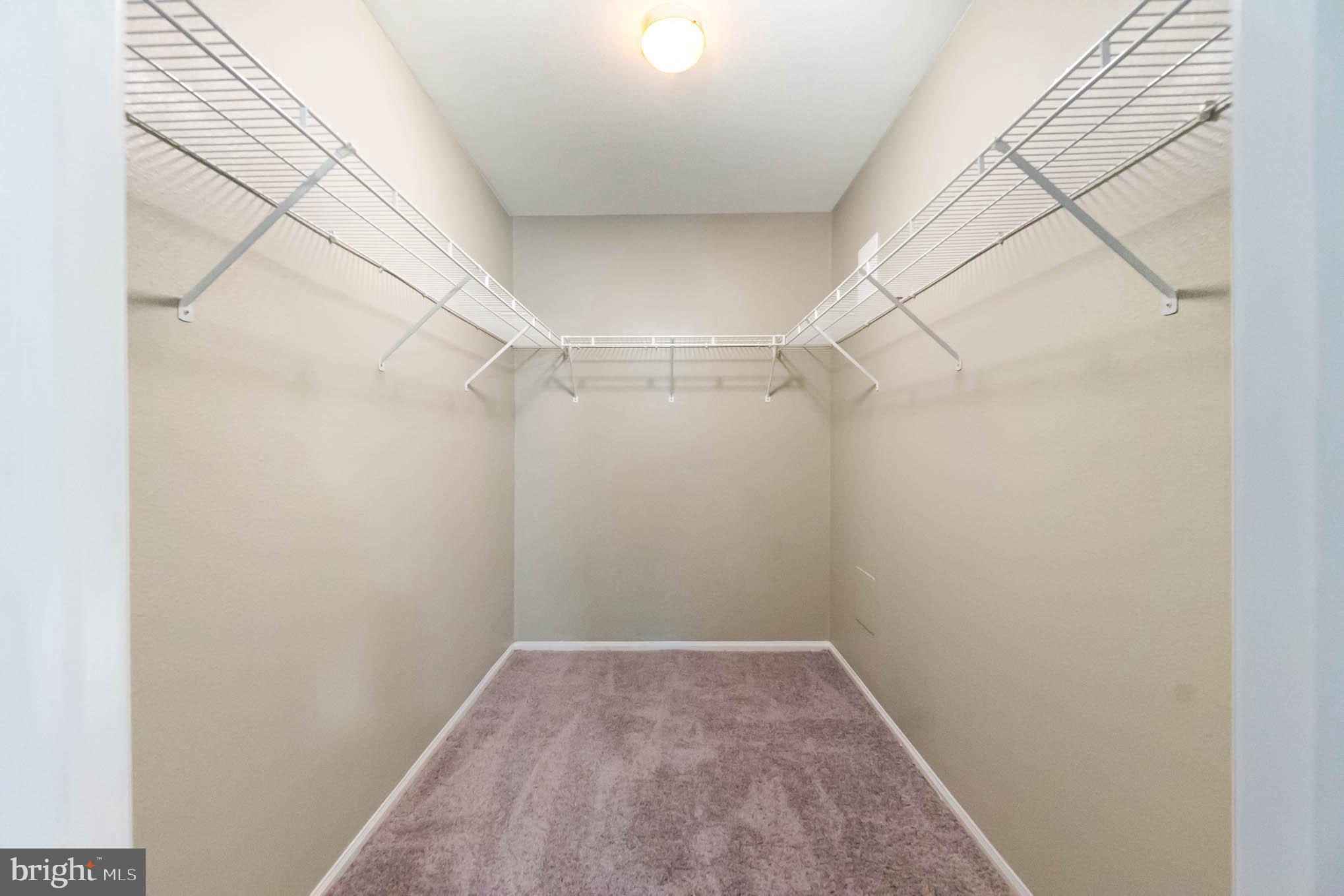 ENGLISH COUNTRY MANOR - Residential