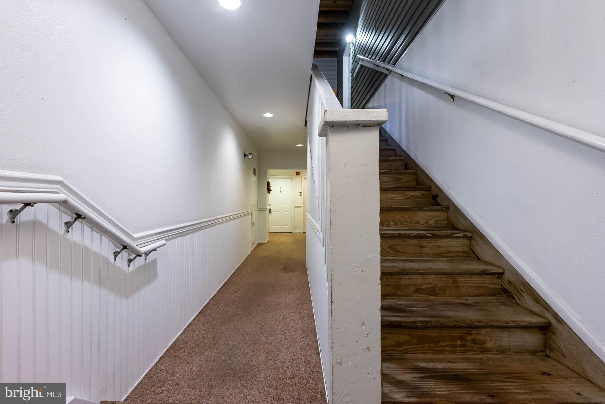 ENGLISH COUNTRY MANOR - Residential