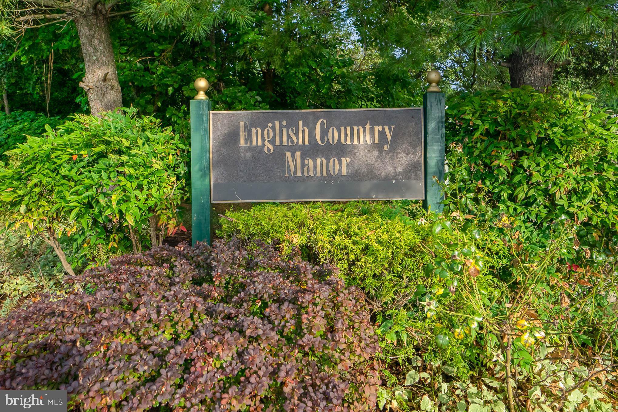 ENGLISH COUNTRY MANOR - Residential