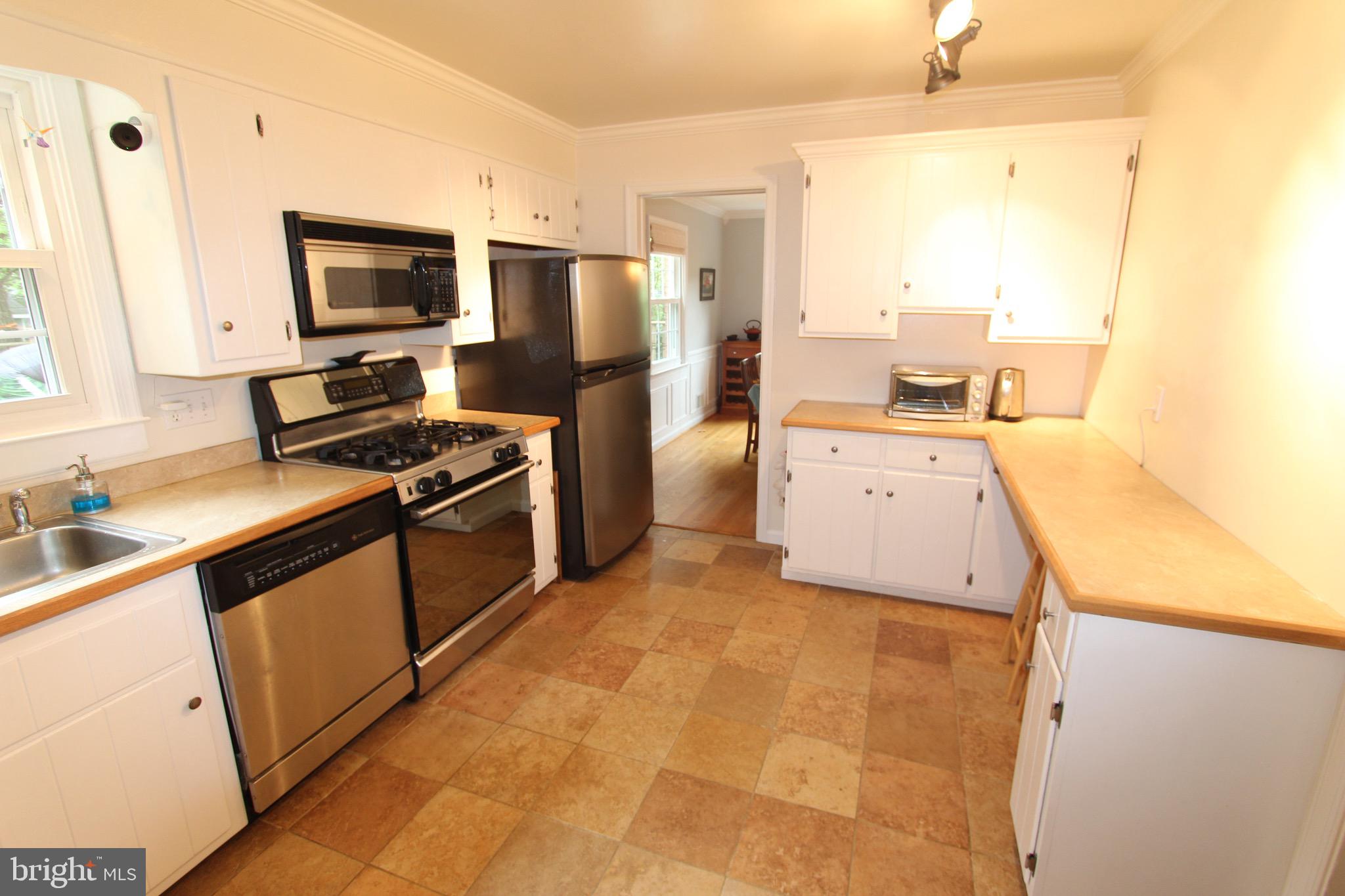 LUTHER VILLAGE - Residential