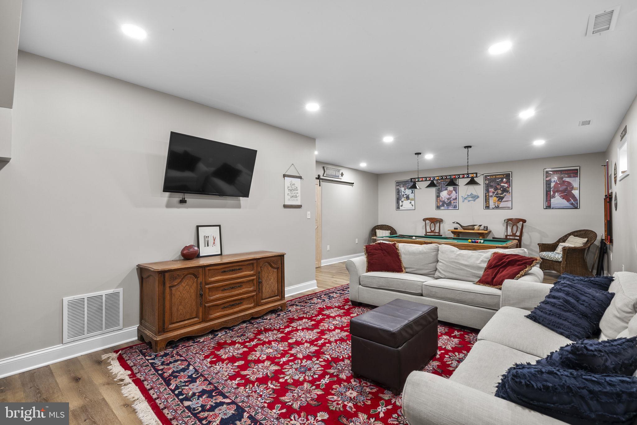 CAPE ST CLAIRE - Residential