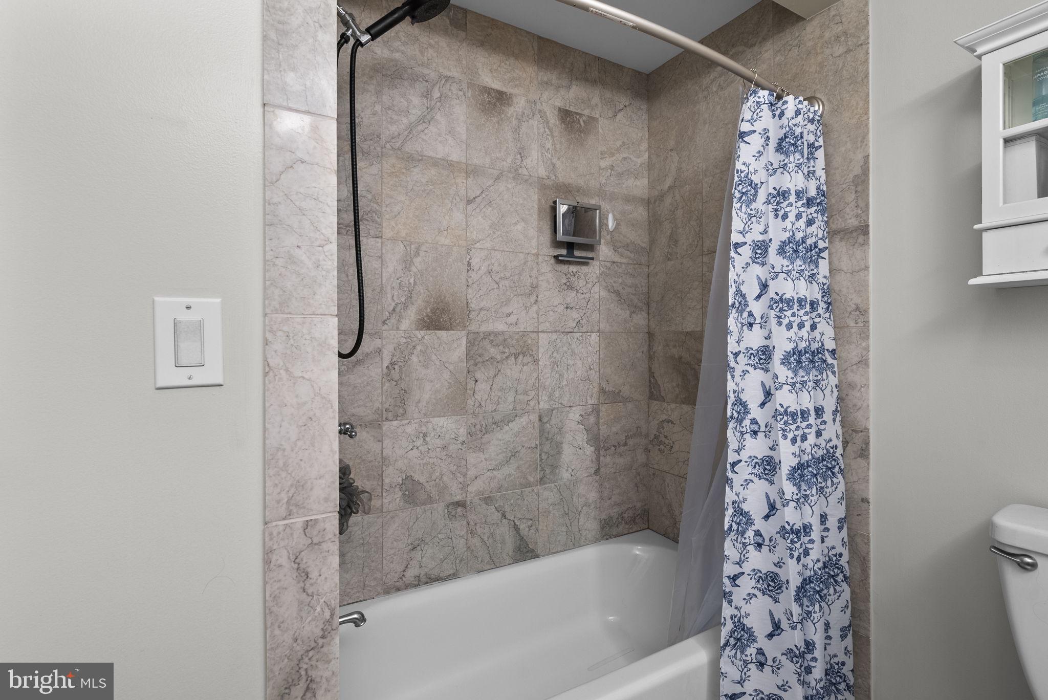 CAPE ST CLAIRE - Residential