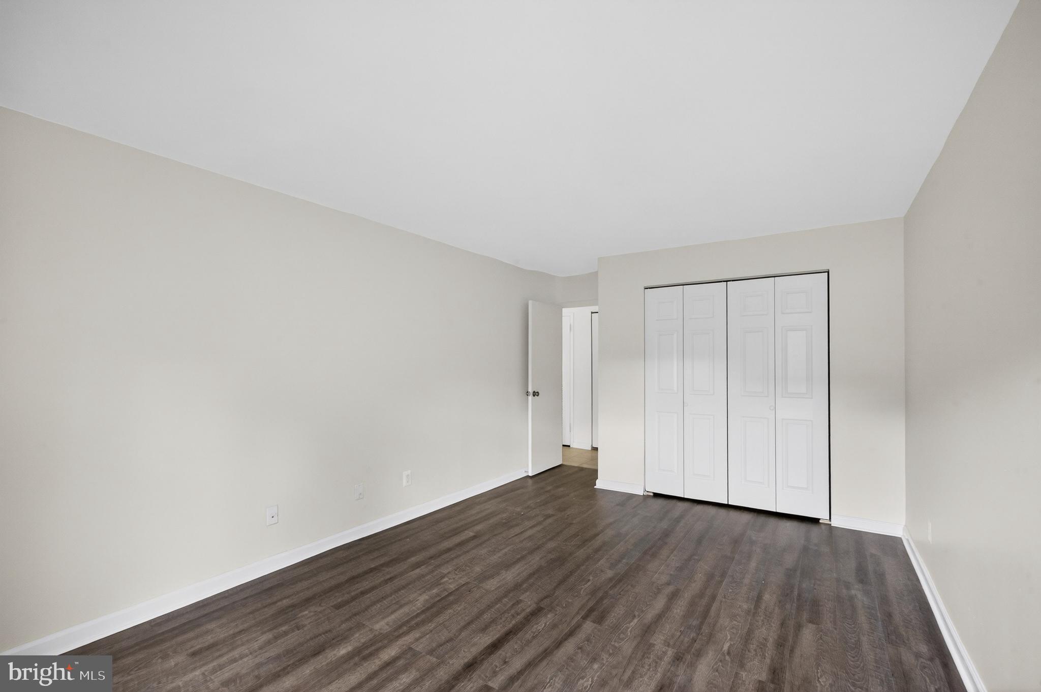 WOODLAKE TOWERS - Residential