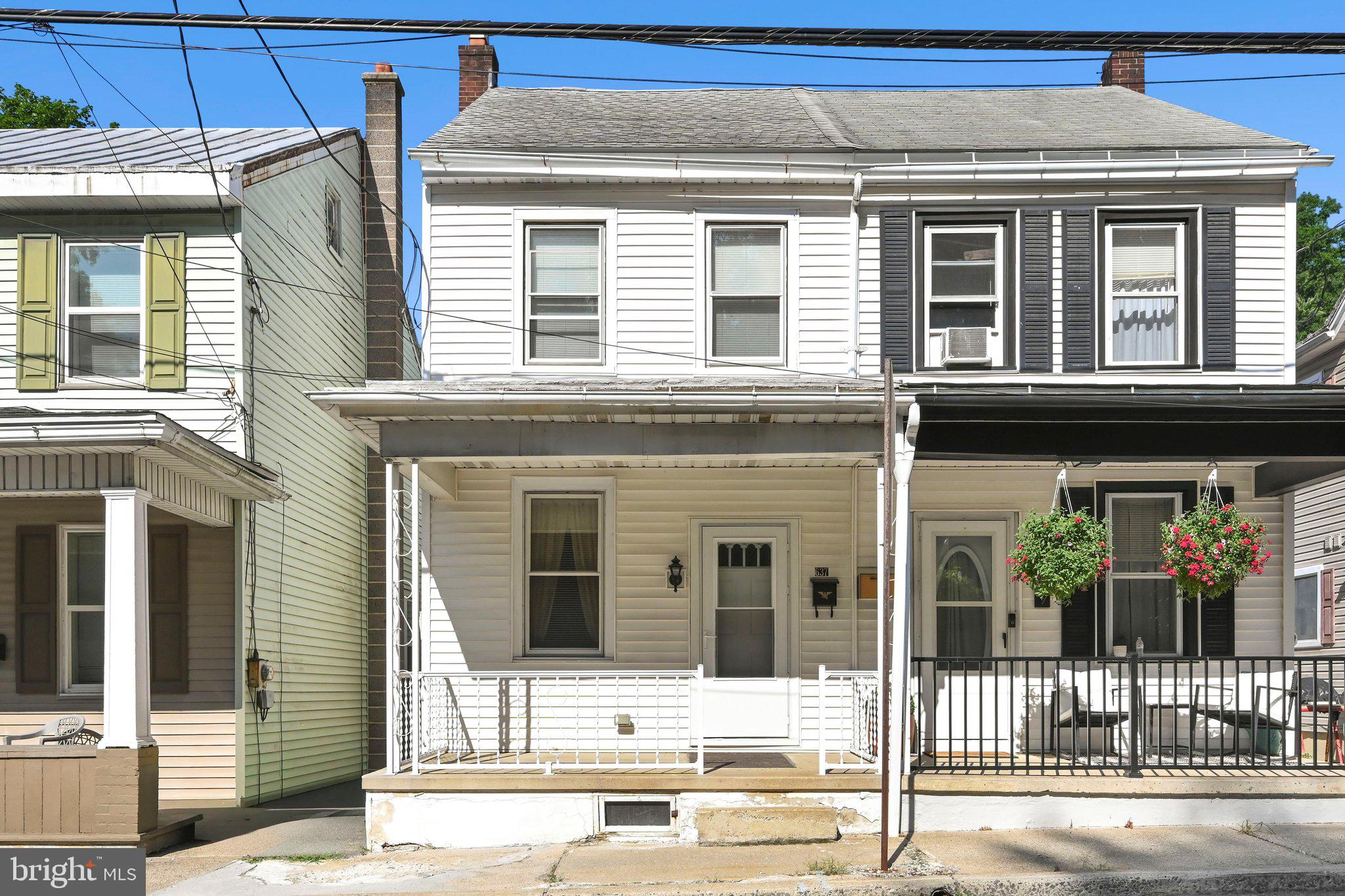 637 N GARFIELD AVENUE