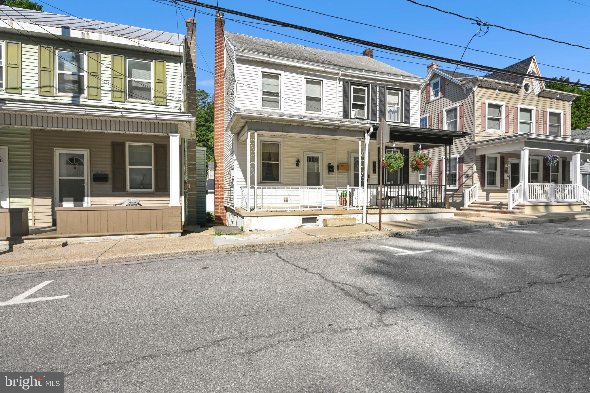 637 N GARFIELD AVENUE