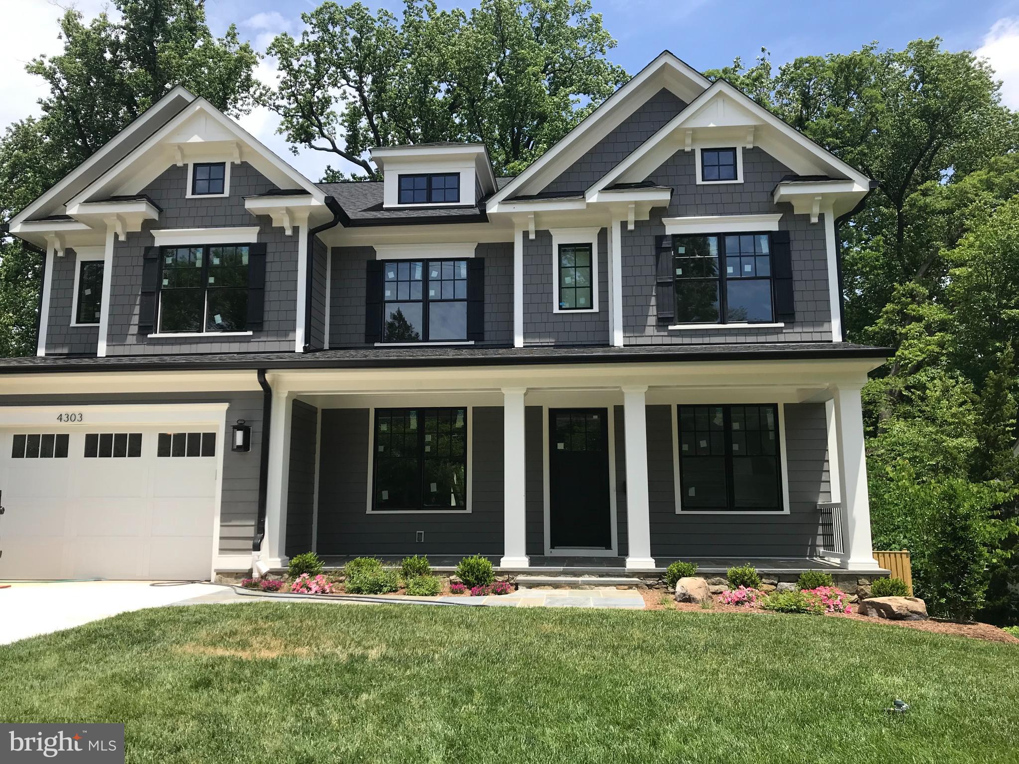 GREENWICH FOREST - Residential