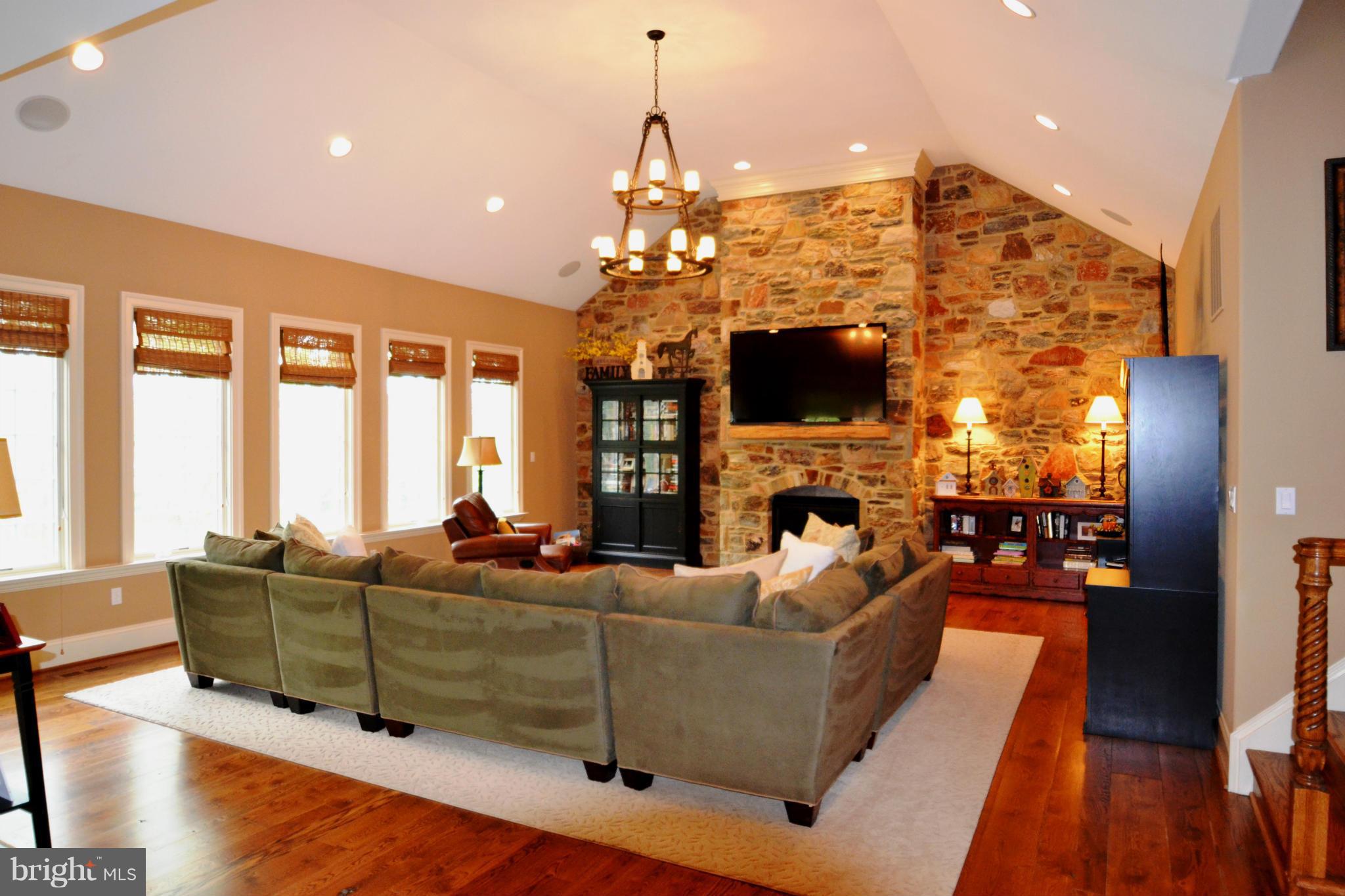 HIGHLAND - Residential