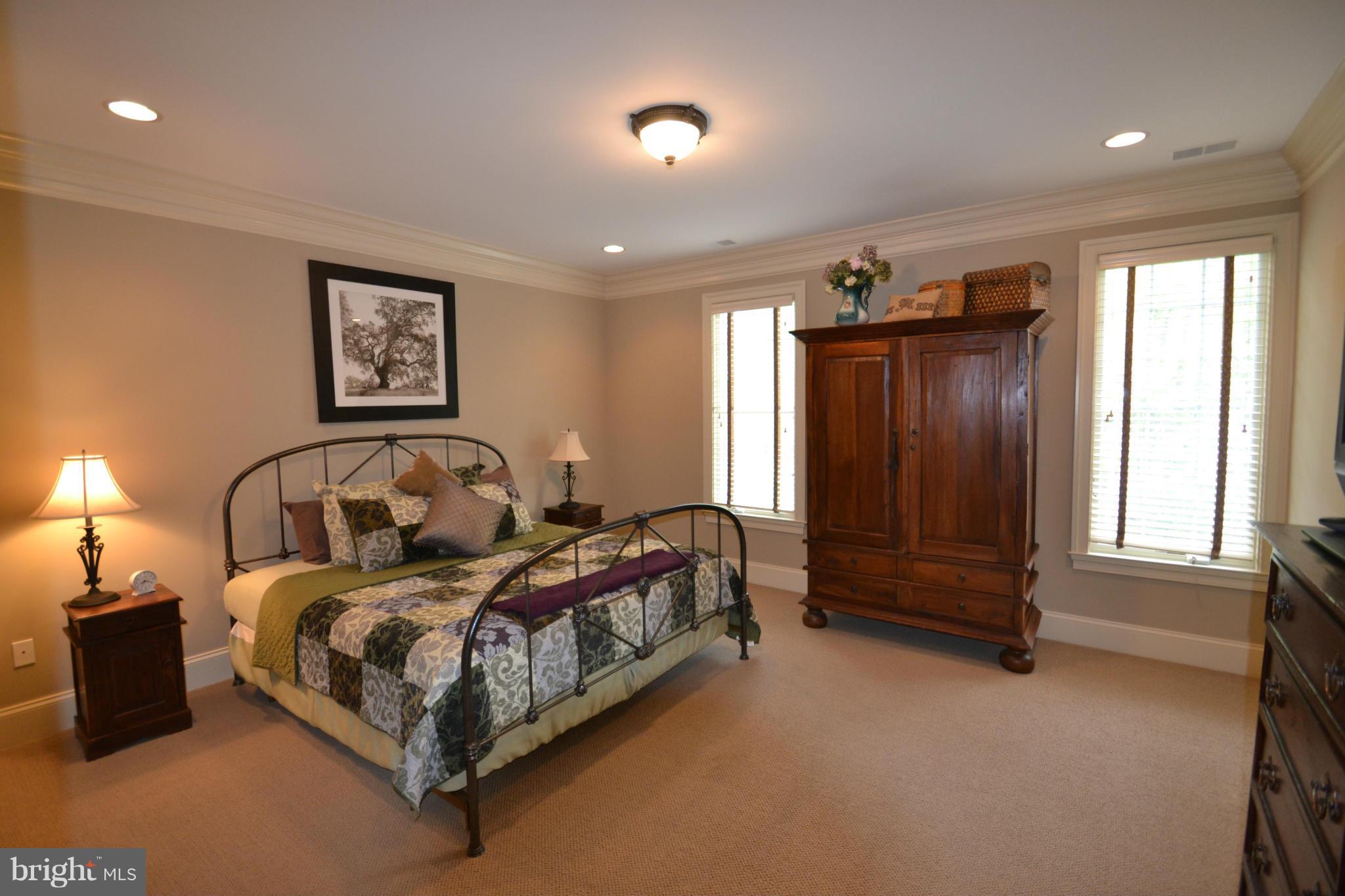 HIGHLAND - Residential