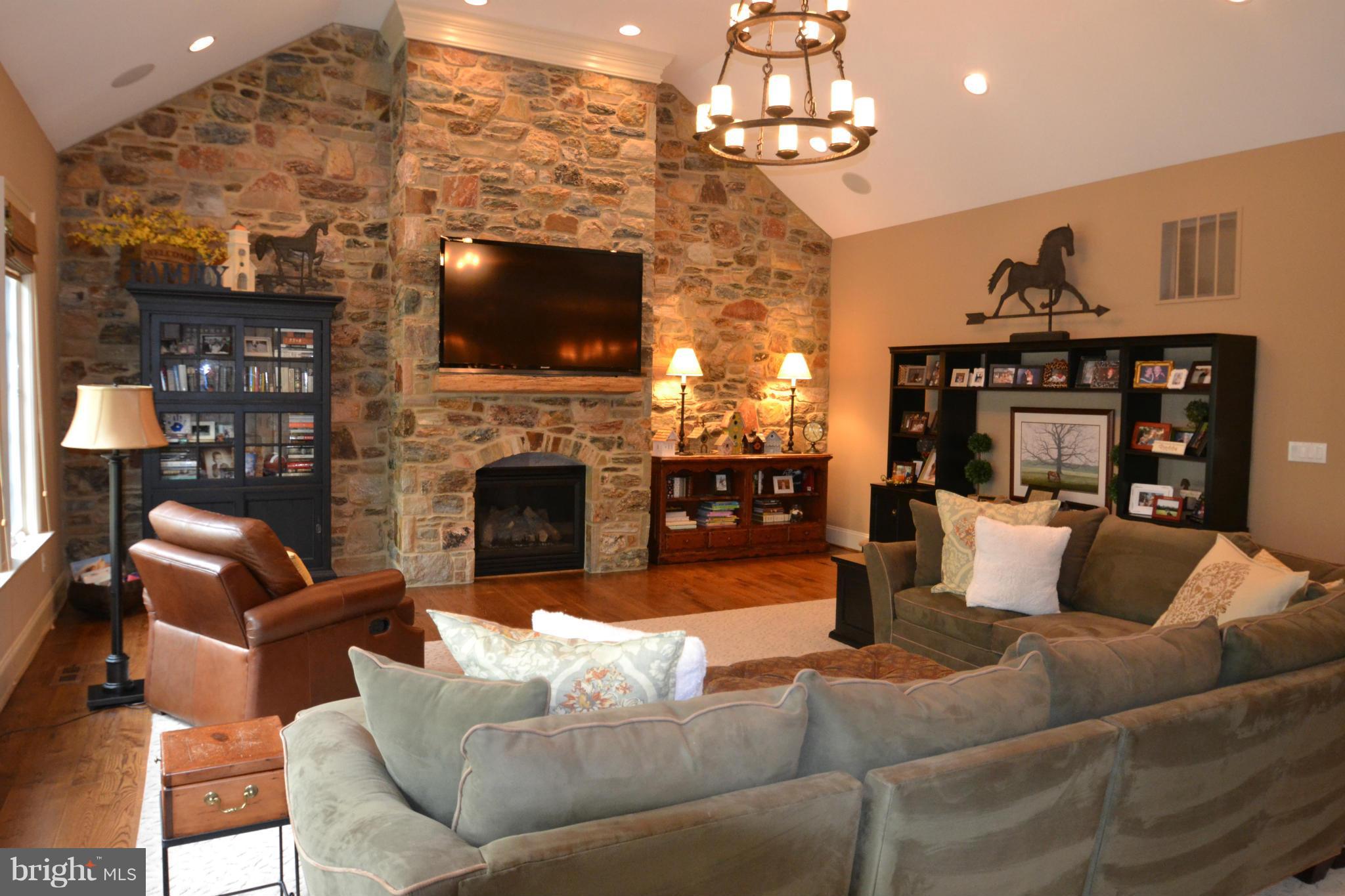 HIGHLAND - Residential